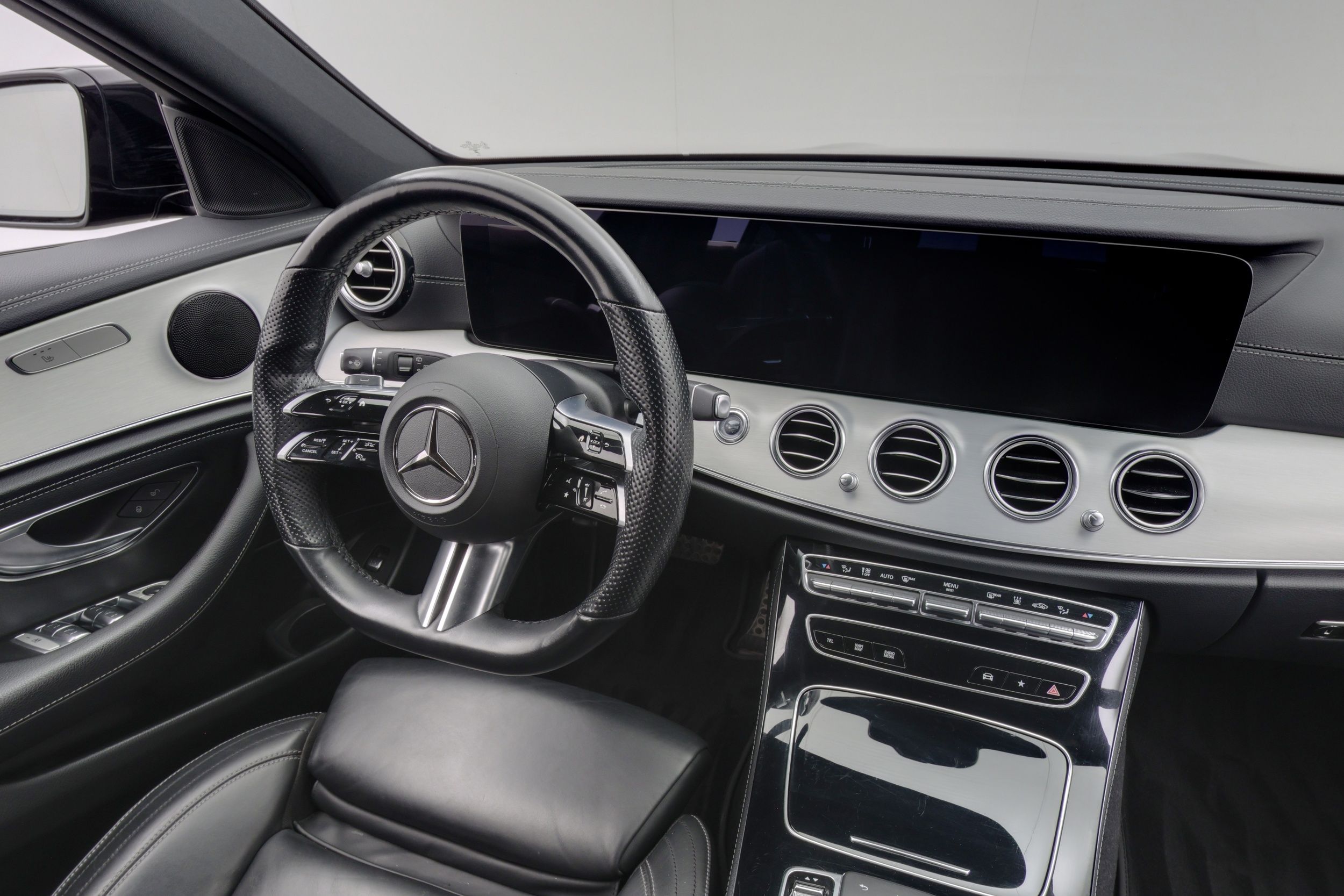 Mercedes-Benz E 2021, photo 6/28