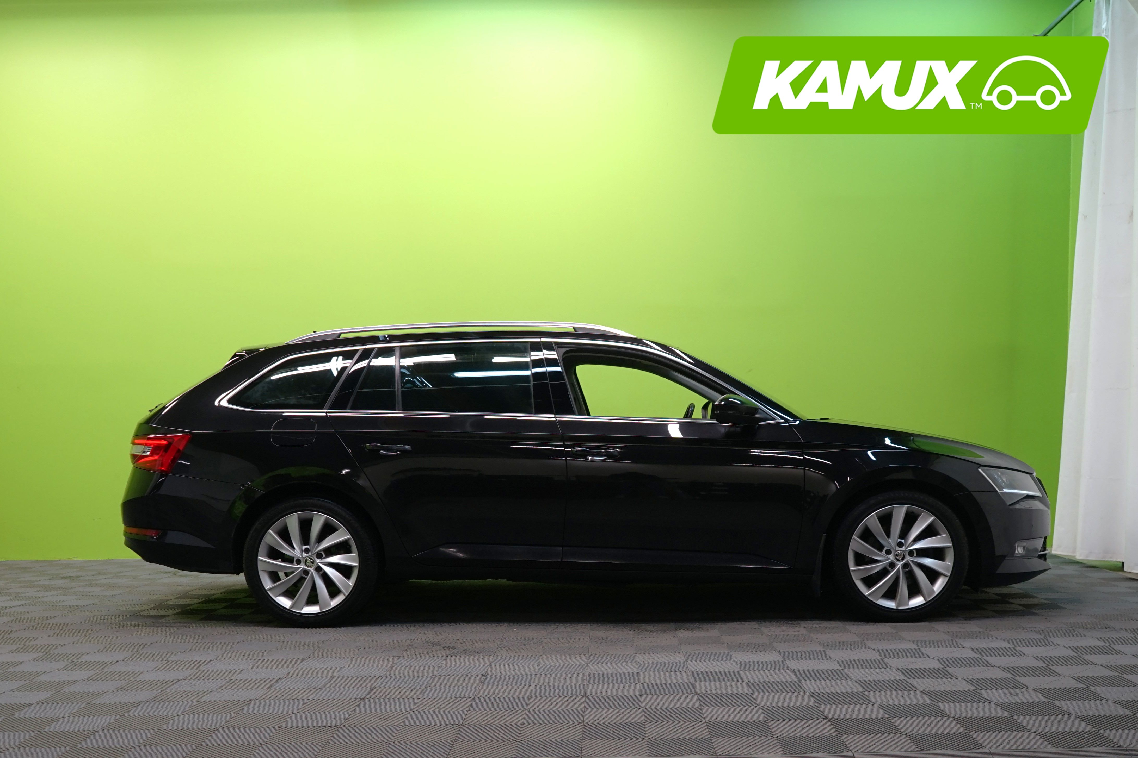 Skoda Superb 2019, kuva 2/28