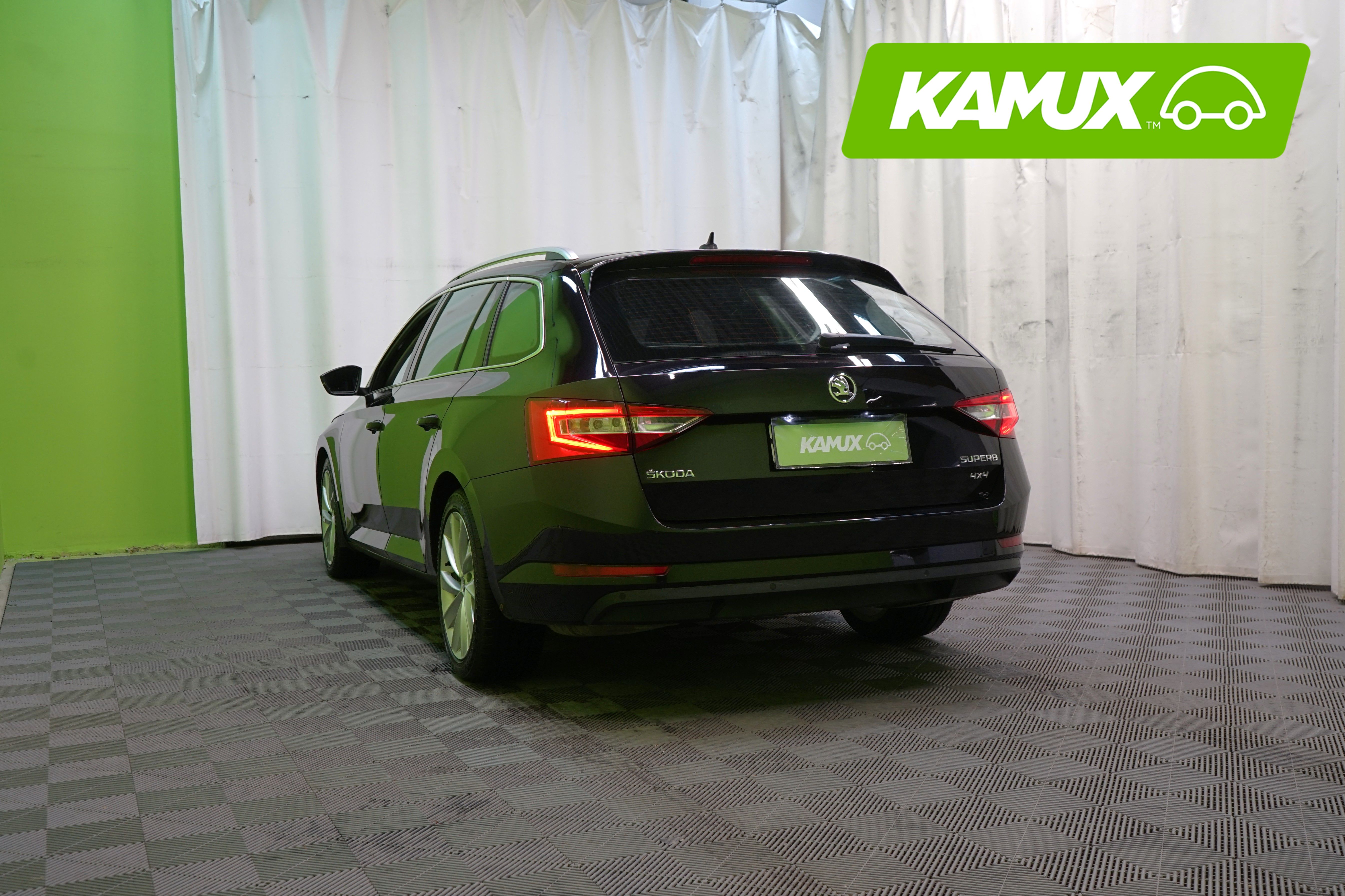 Skoda Superb 2019, kuva 4/28