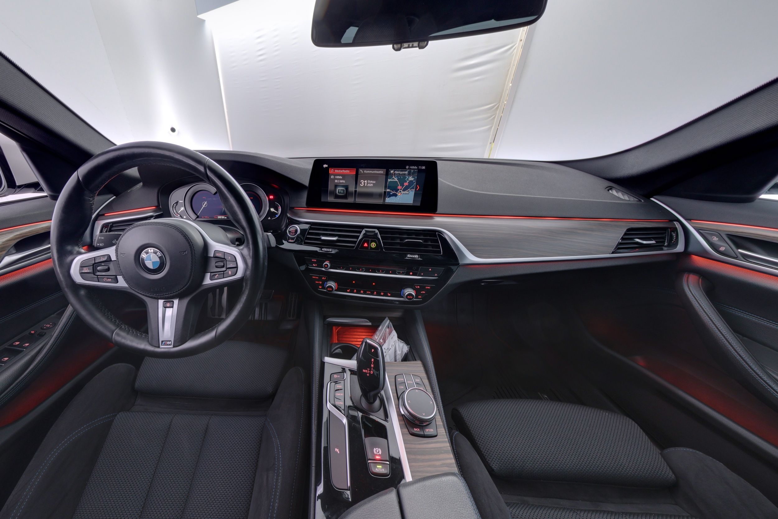 BMW 520 2019, bild 7/25