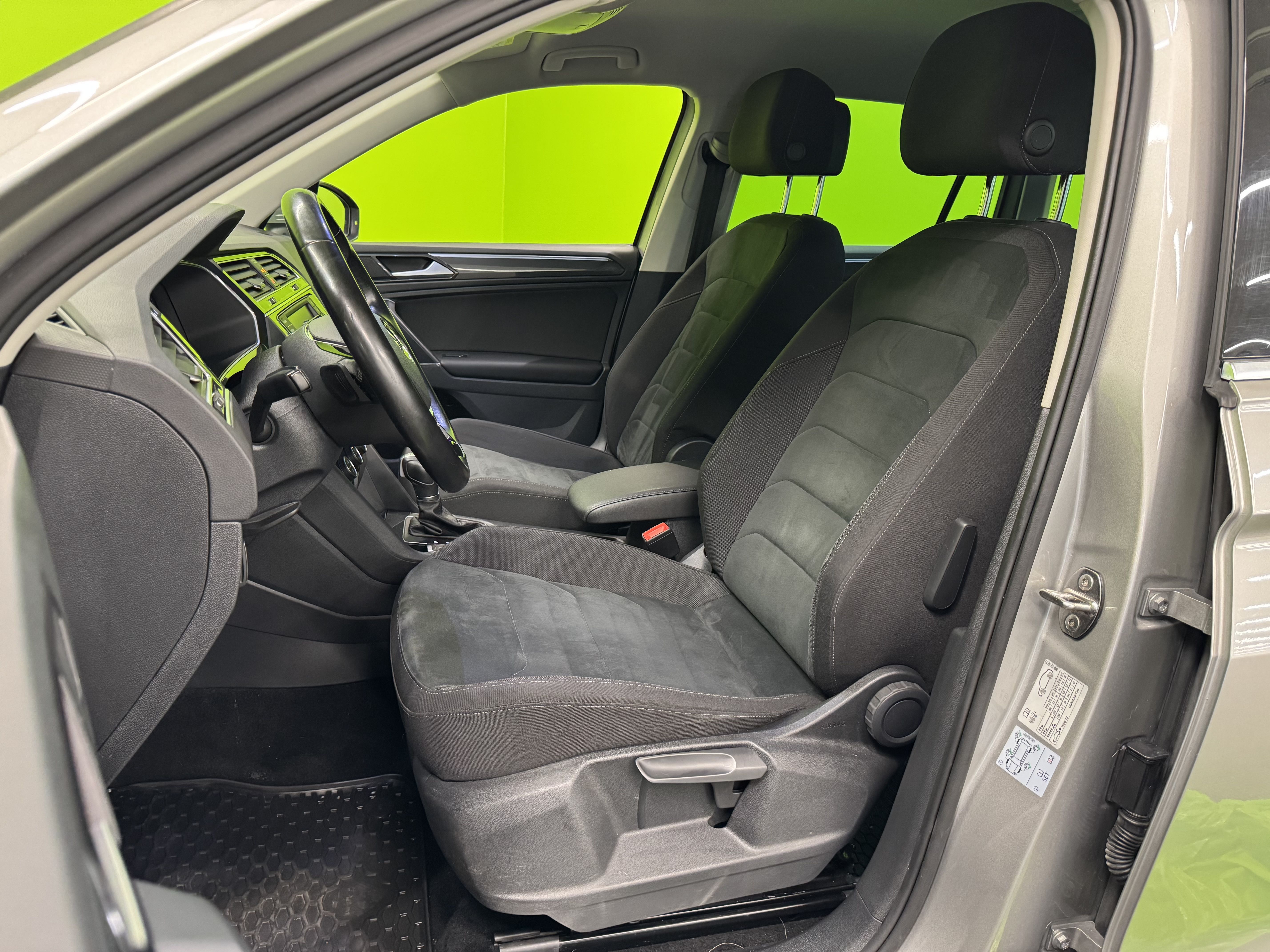 Volkswagen Tiguan 2016, kuva 6/25