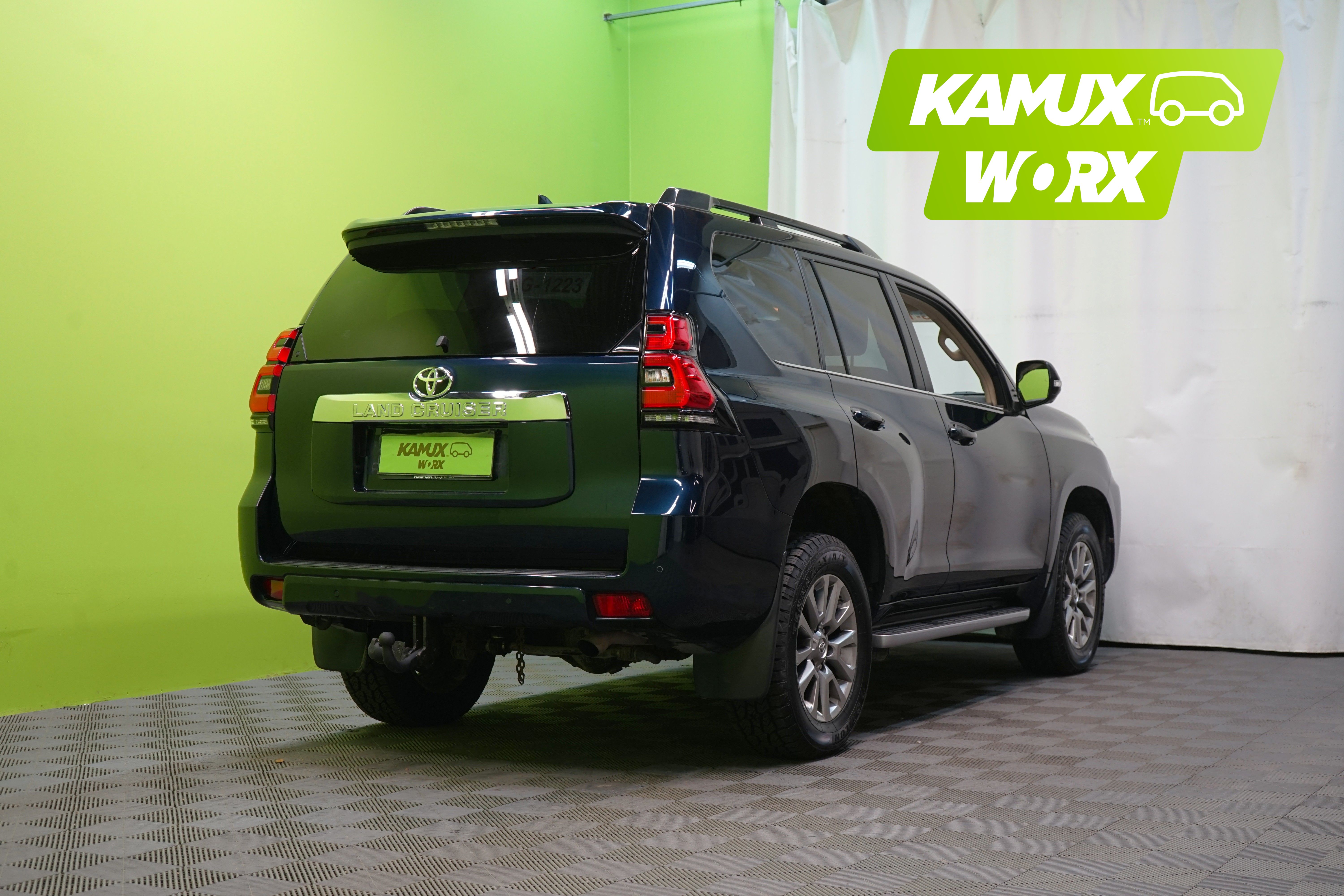 Toyota Land Cruiser 2.8 D4-D Executive 2018, kuva 3/30