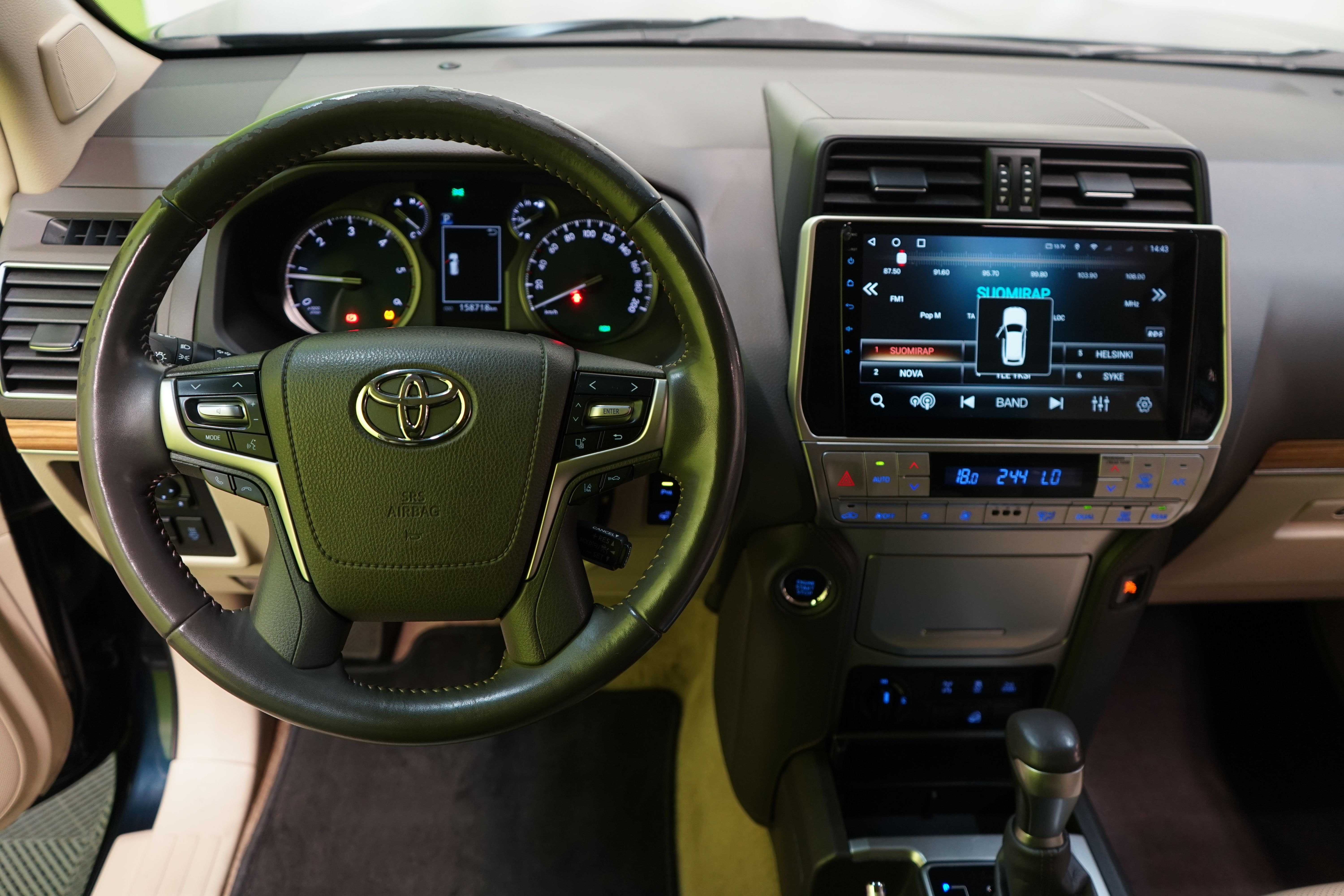 Toyota Land Cruiser 2.8 D4-D Executive 2018, kuva 6/30