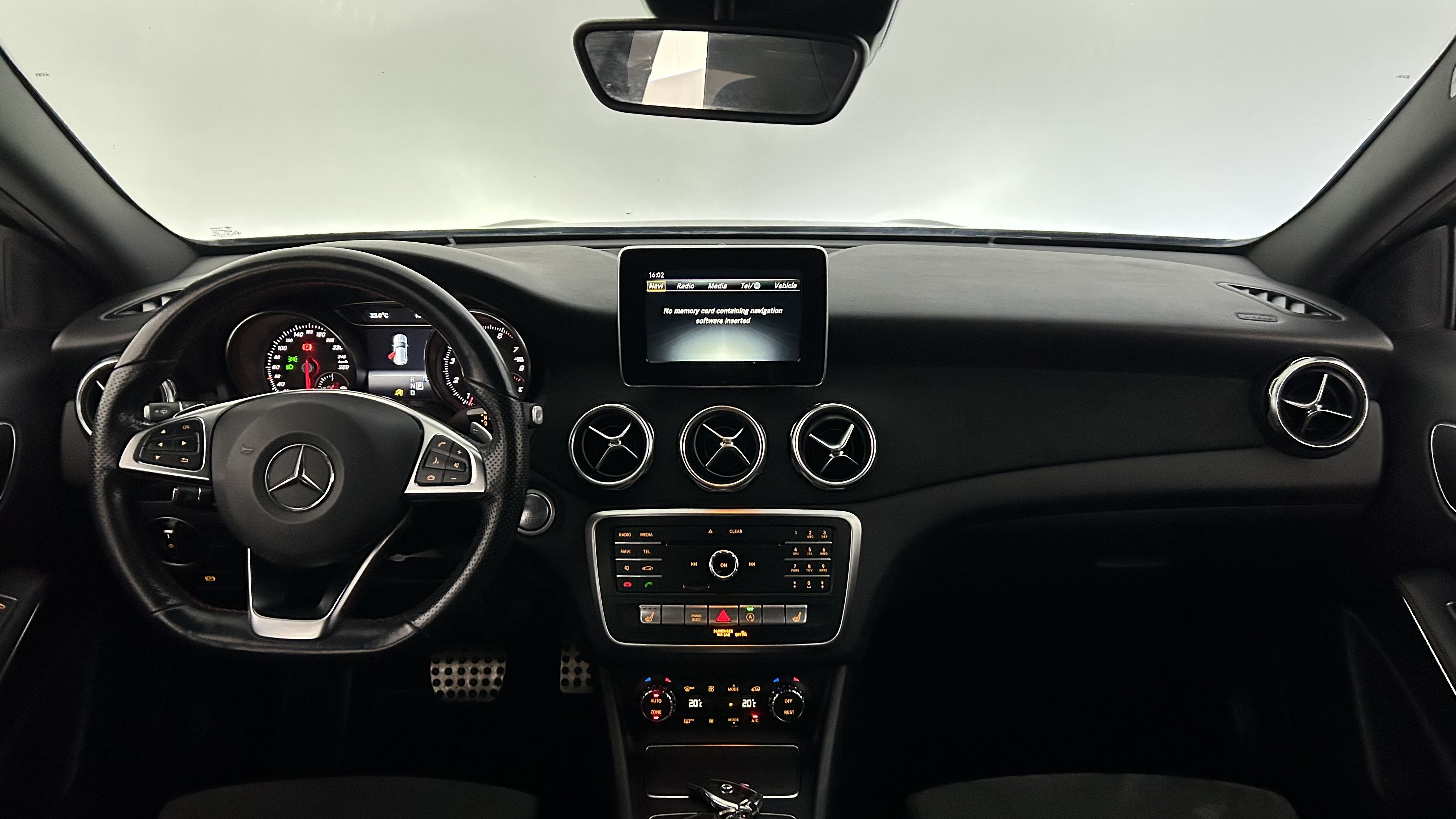 Mercedes-Benz GLA 180 AMG Line 2019, kuva 7/22