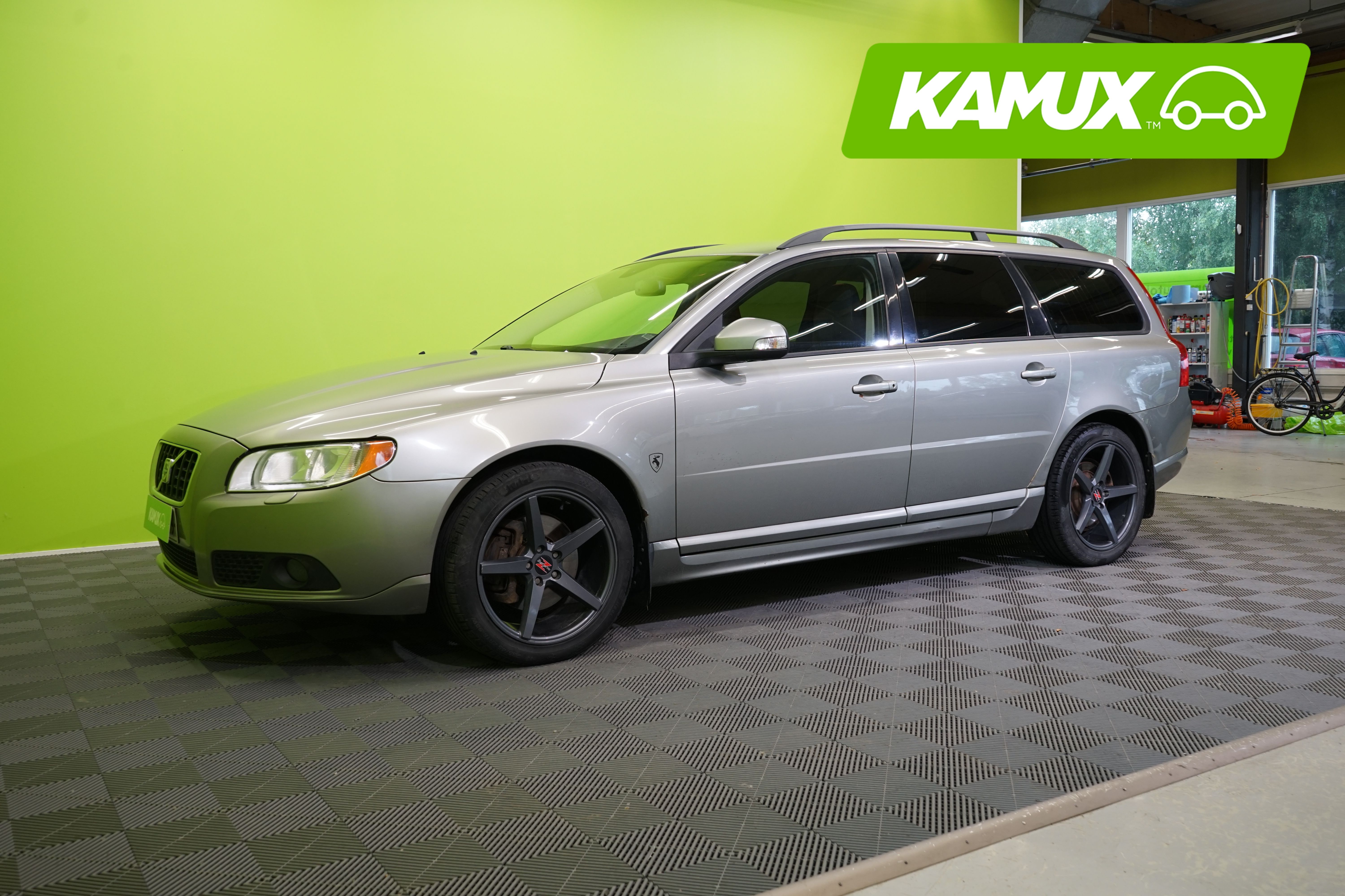 Volvo V70 2,4D Momentum aut 2008, kuva 5/19