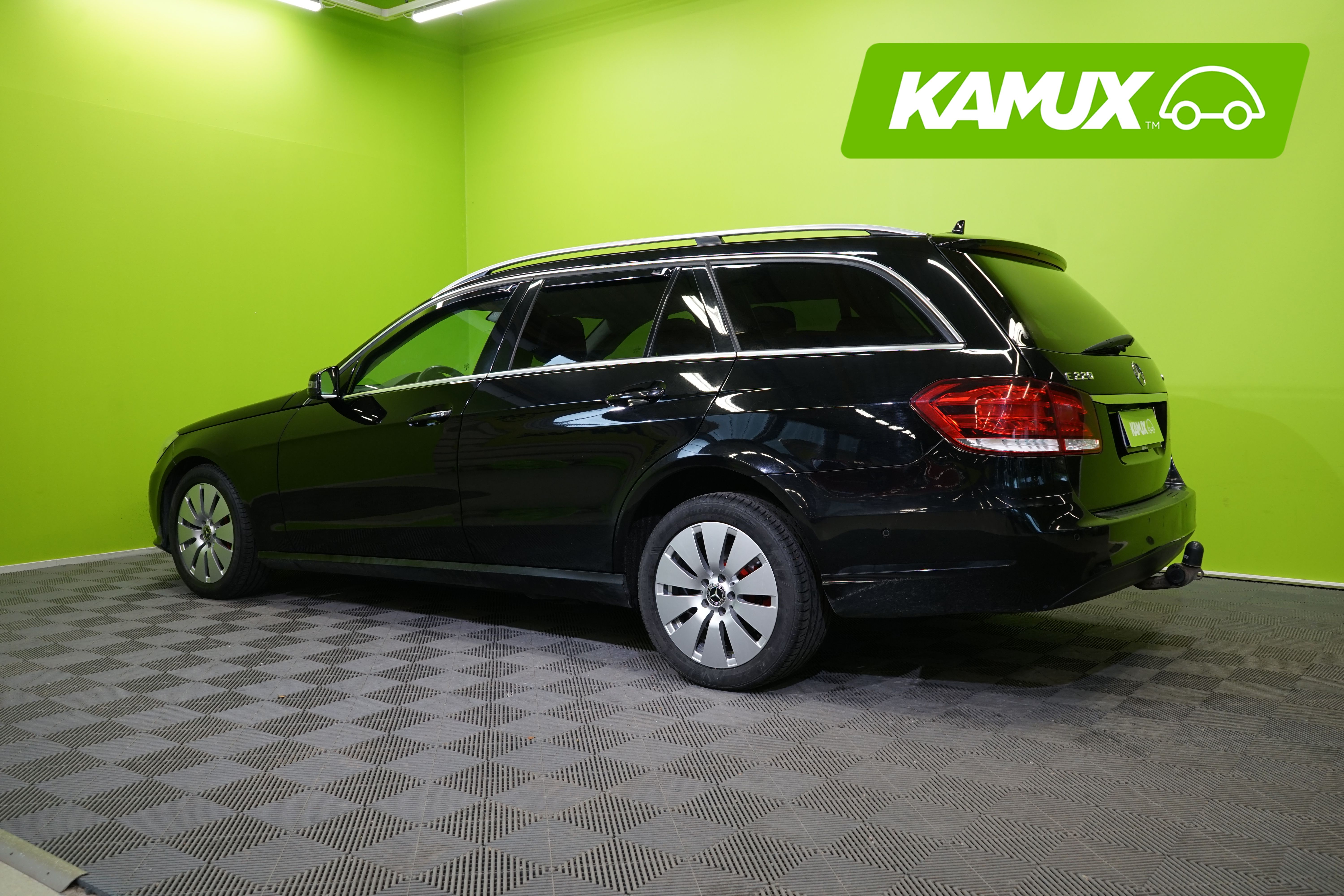 Mercedes-Benz E 220 CDI Farmari 2013, kuva 4/20