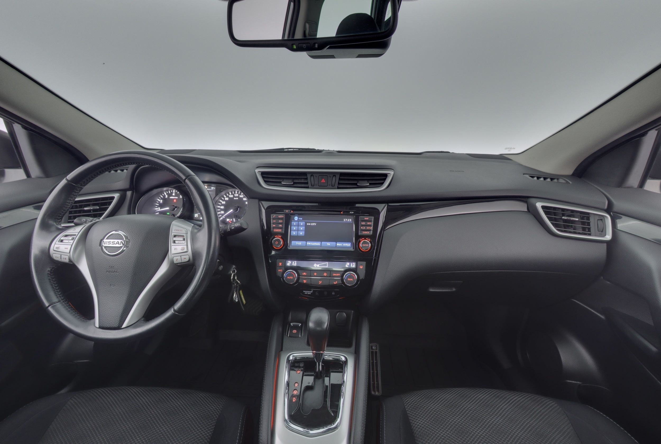 Nissan Qashqai 2015, photo 7/18