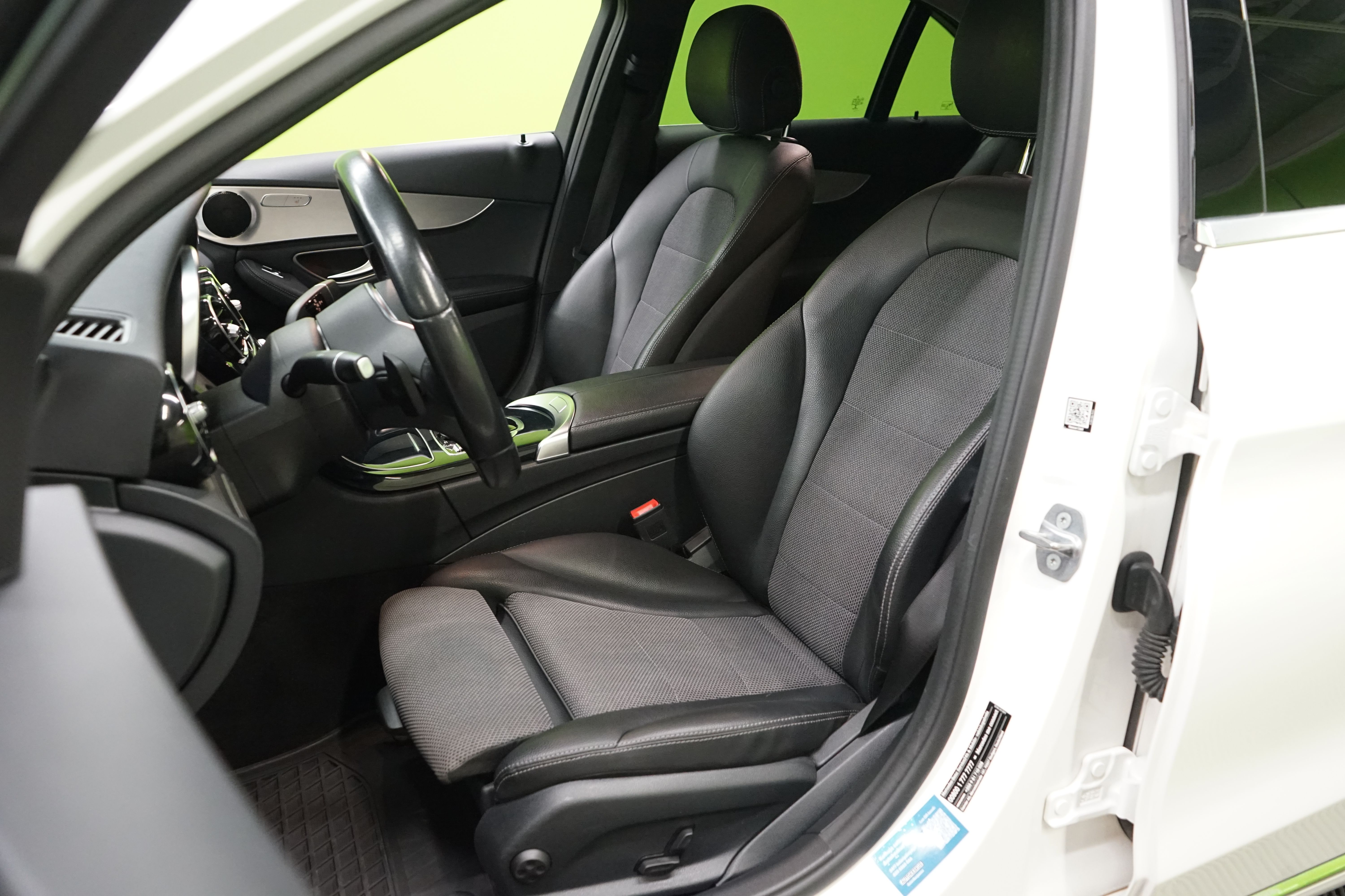 Mercedes-Benz C 2019, kuva 6/21