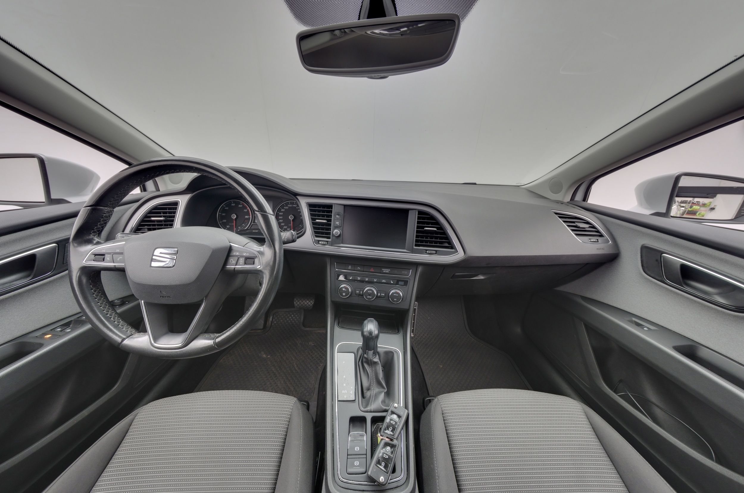 Seat Leon 2017, kuva 7/23