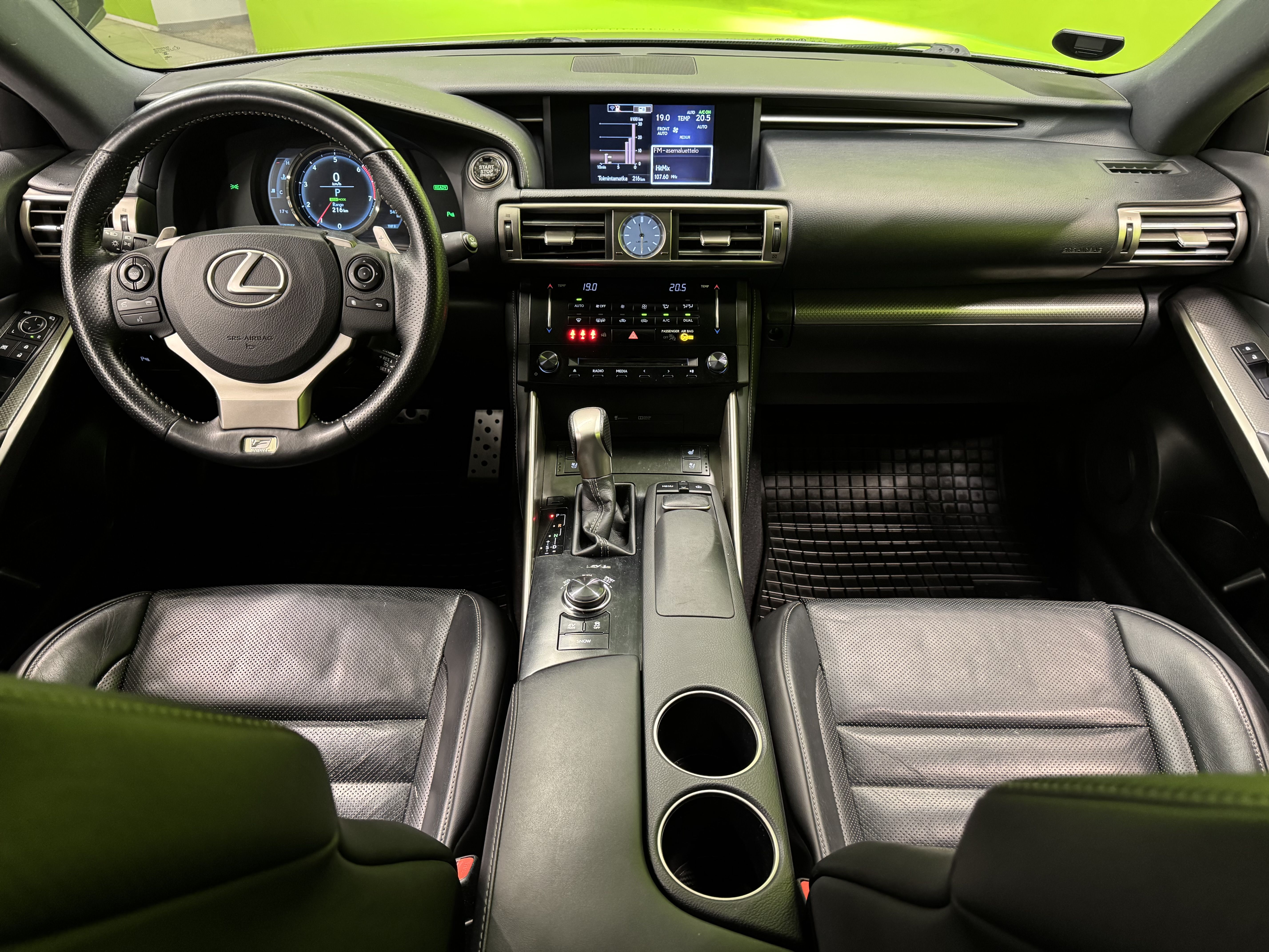 Lexus IS 300h F Sport 2014, kuva 6/22