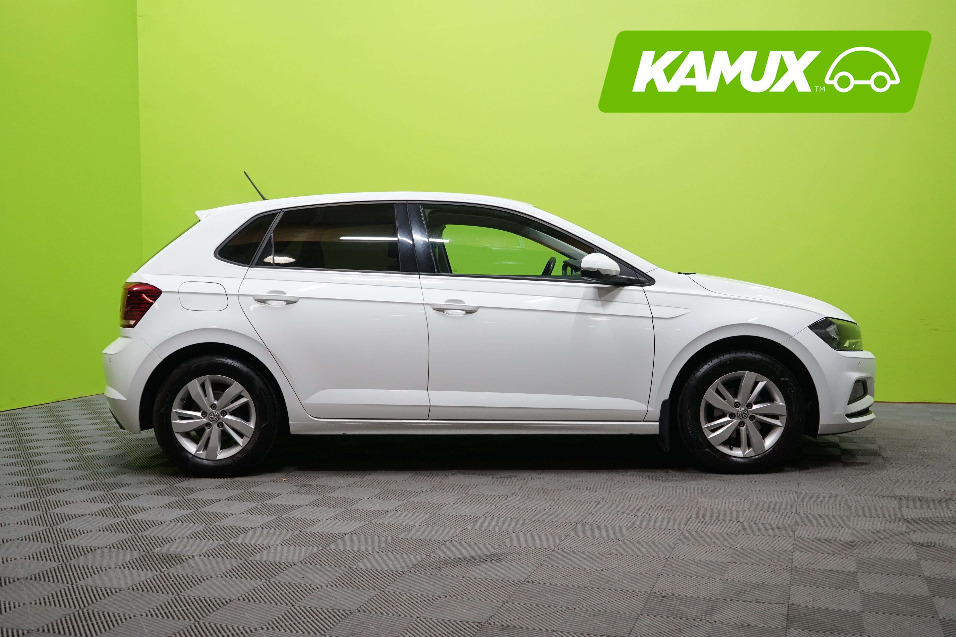 Volkswagen Polo 2019, photo 2/19