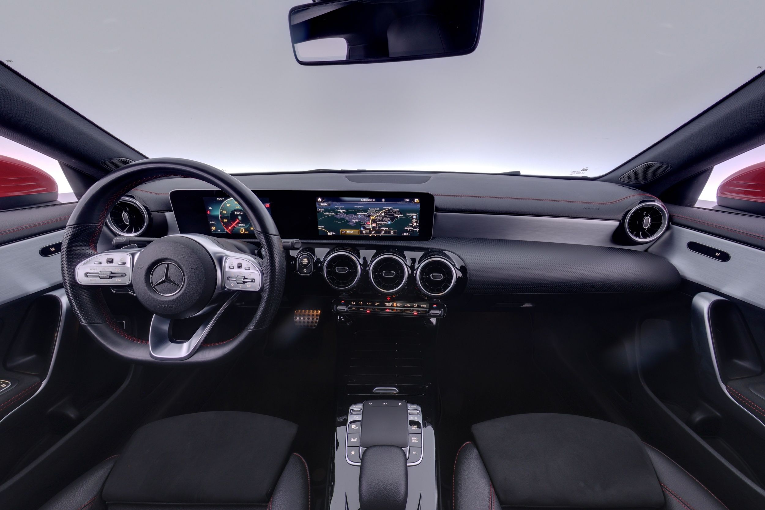 Mercedes-Benz CLA 180 A Business AMG 2019, photo 7/27