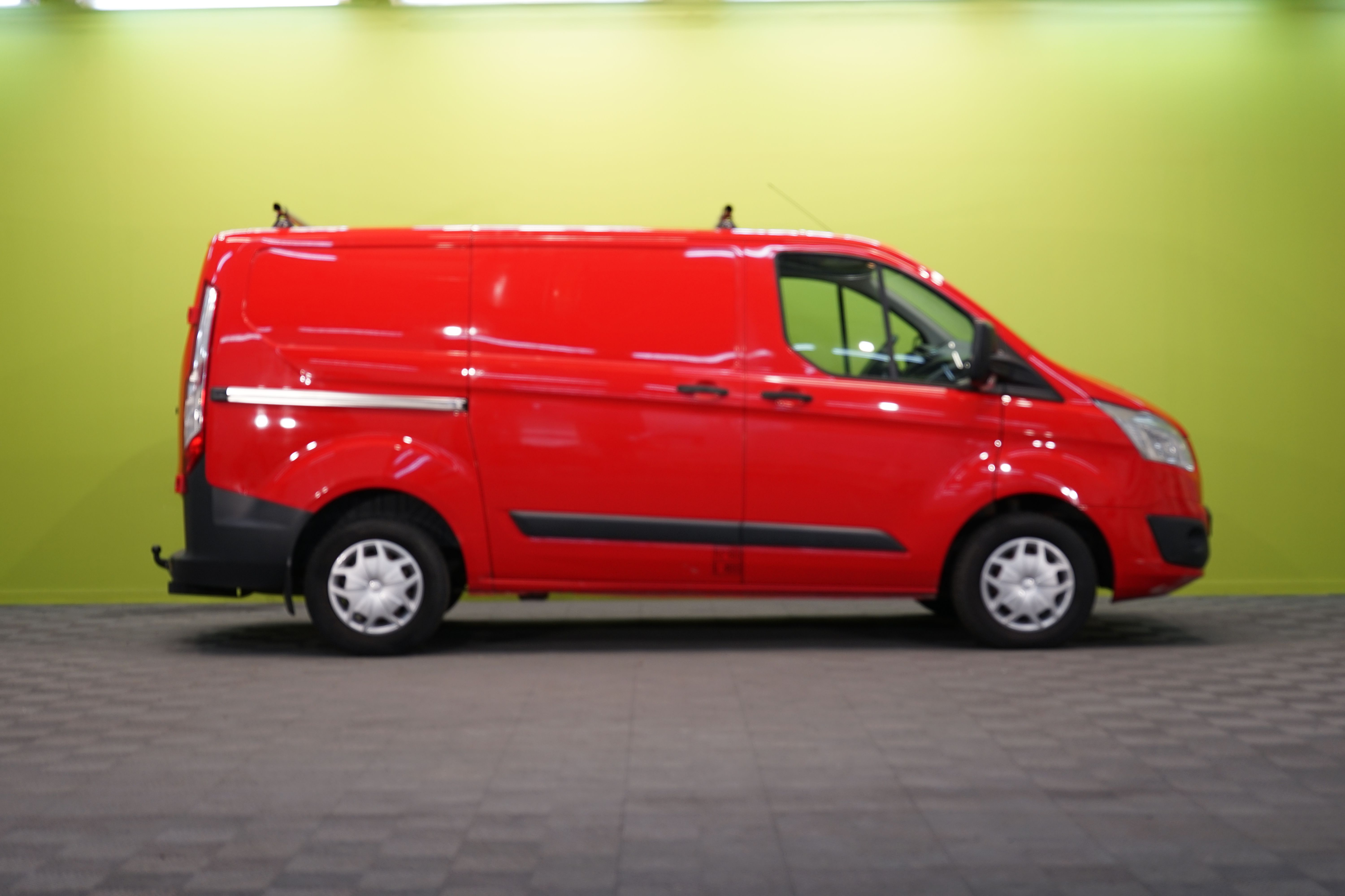 Ford Transit Custom 2016, kuva 2/17
