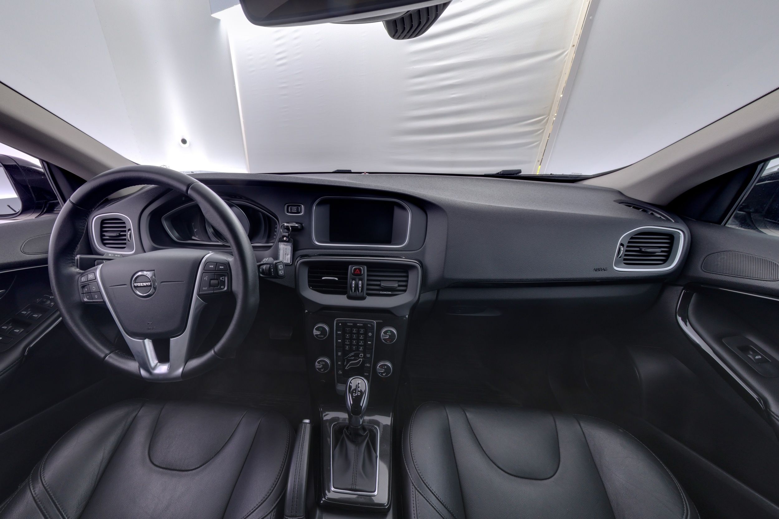 Volvo V40 2019, kuva 7/26