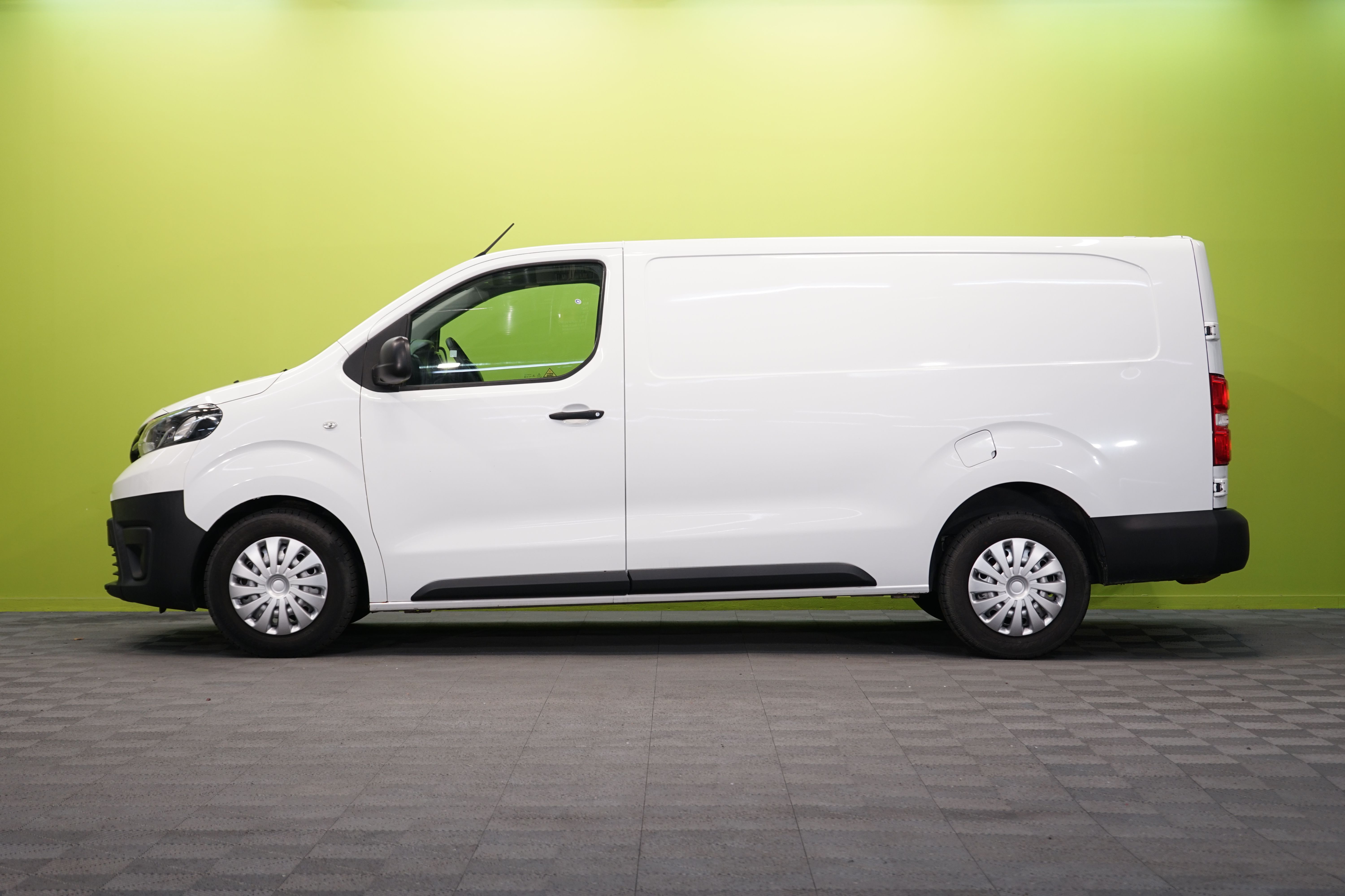 Toyota Proace L2H1 2,0 D 120 5-ovinen 2017, kuva 3/15