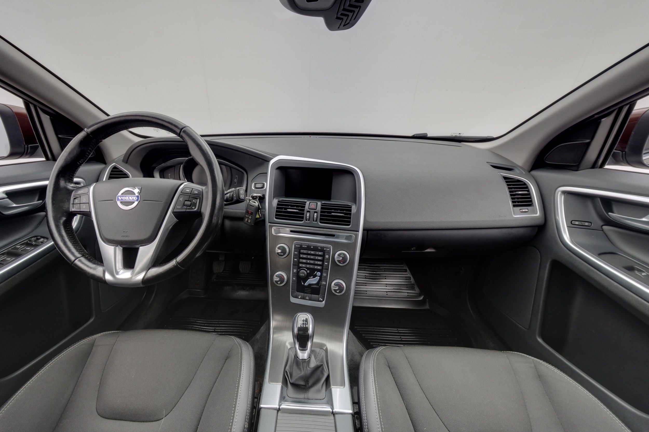 Volvo XC60 D4 Momentum 2015, kuva 7/26