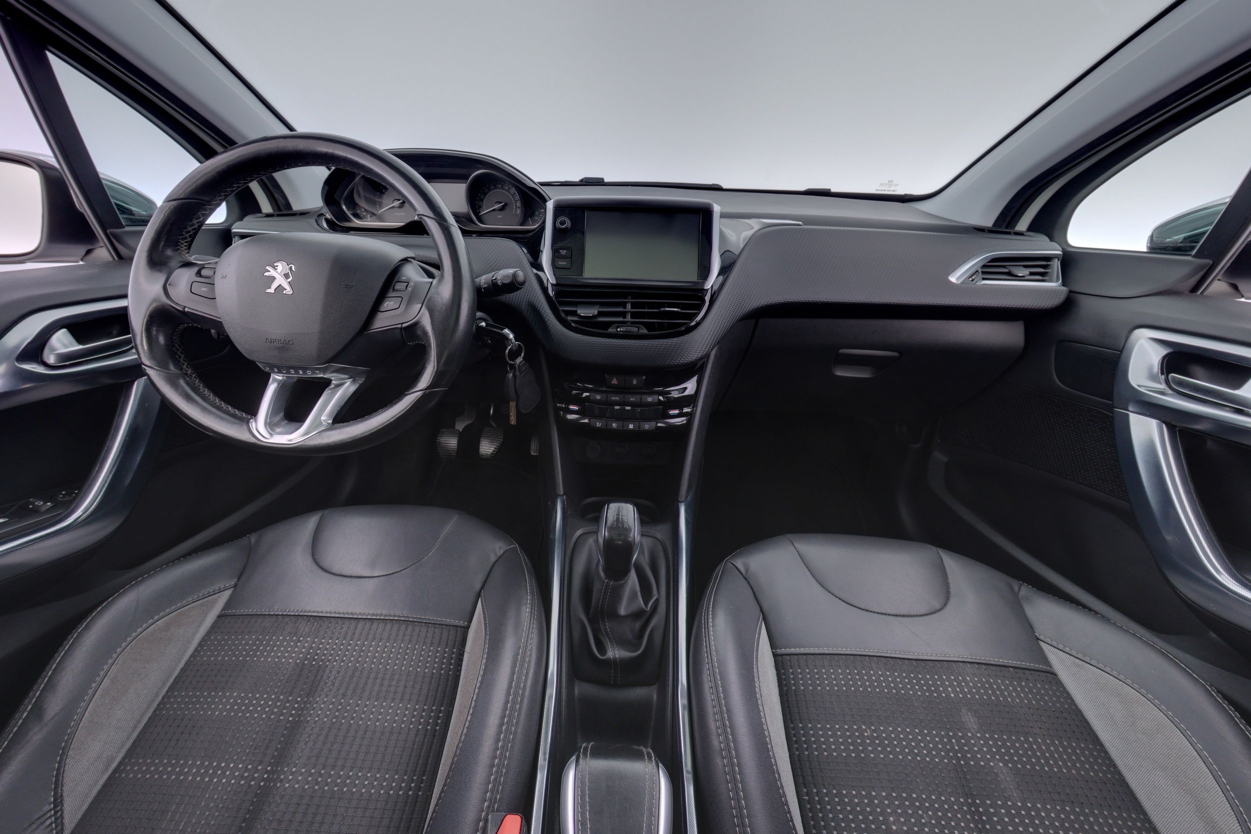 Peugeot 2008 Allure VTi 82 2014, photo 7/21