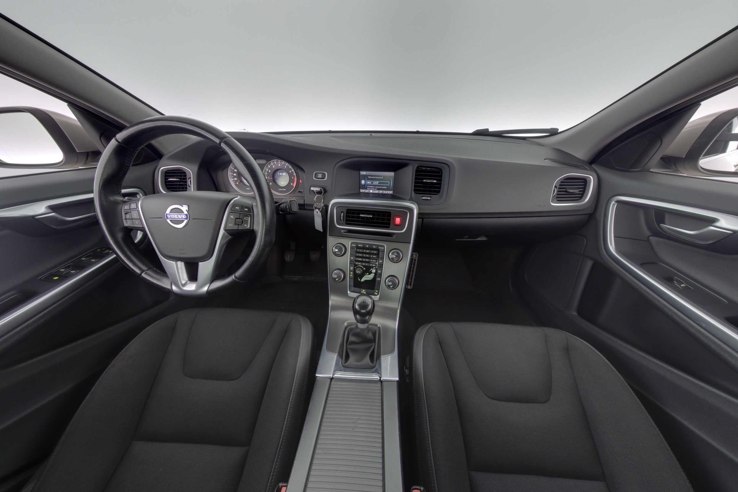 Volvo S60 T3 Momentum 2011, photo 7/19