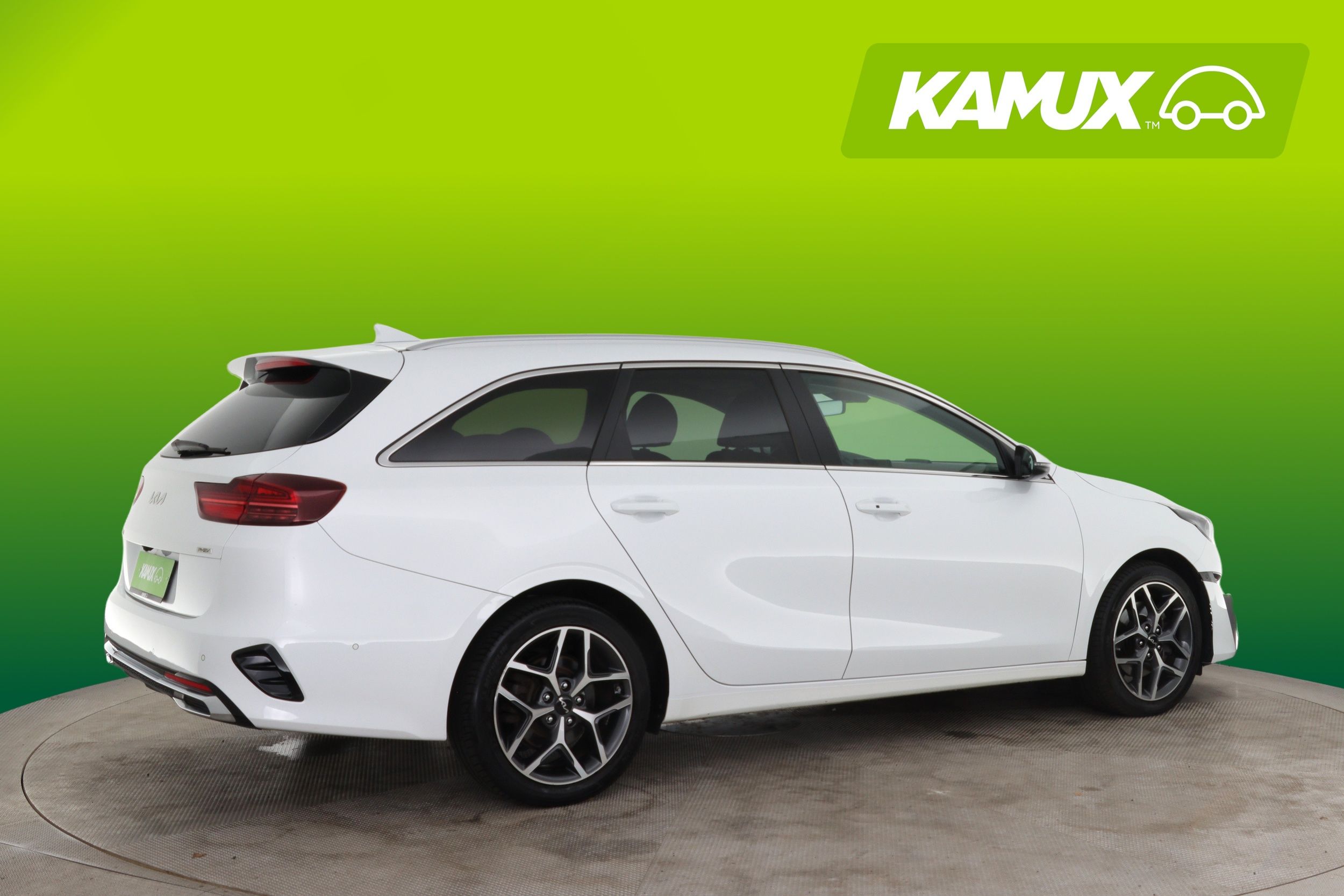 Kia Ceed 1.6 Plug-in Hybrid Platinum 2023, photo 2/34