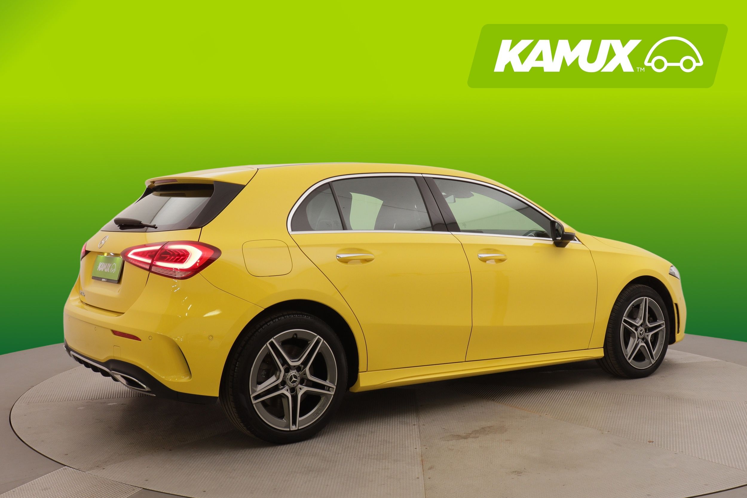Mercedes-Benz A 250 e A AMG Line 2021, kuva 2/19