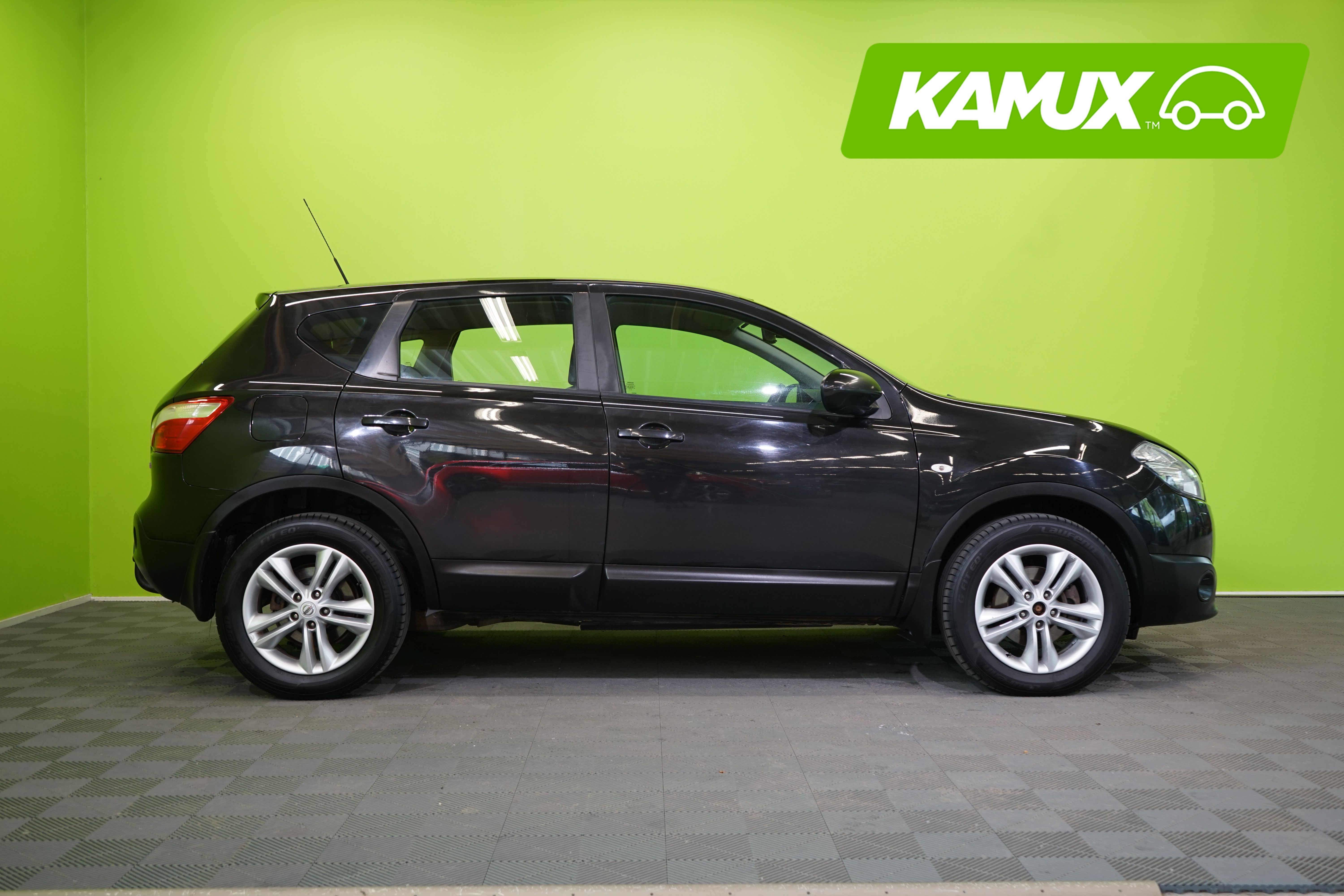 Nissan Qashqai 2,0dCi DPF Acenta 4WD 2012, kuva 2/21