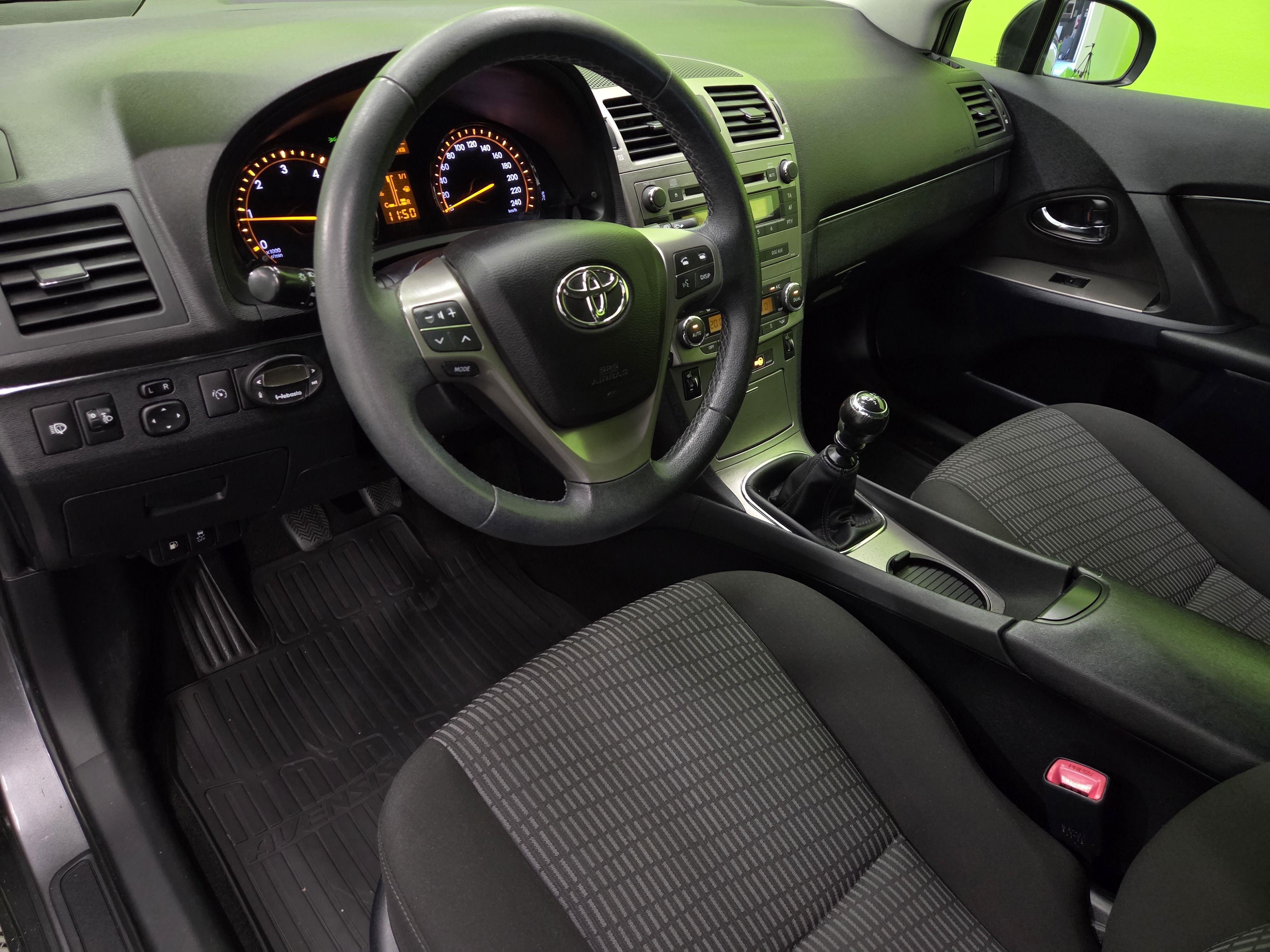 Toyota Avensis 2011, kuva 7/21