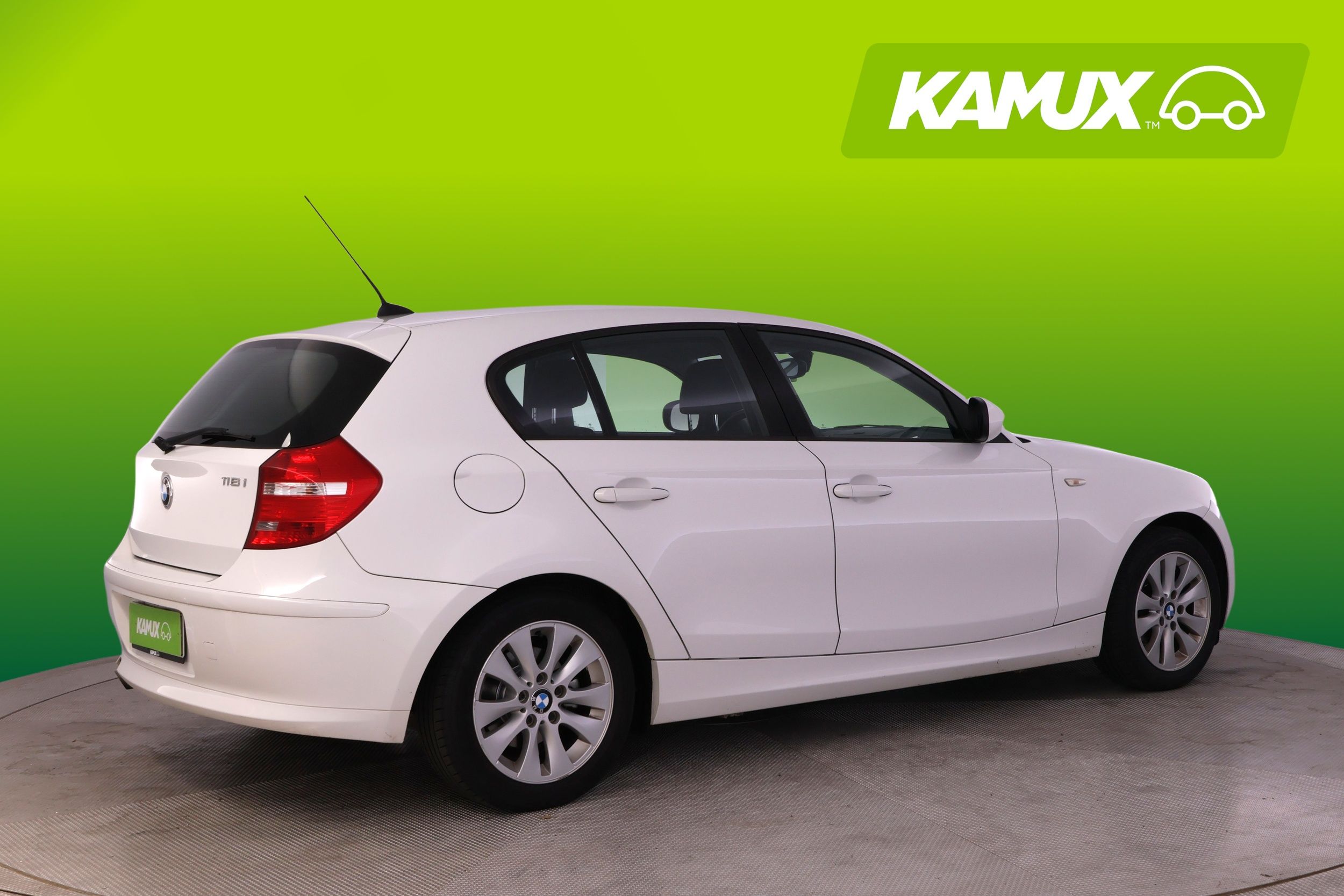 BMW 116 E87 Hatchback 5-ov Business 2010, kuva 2/17