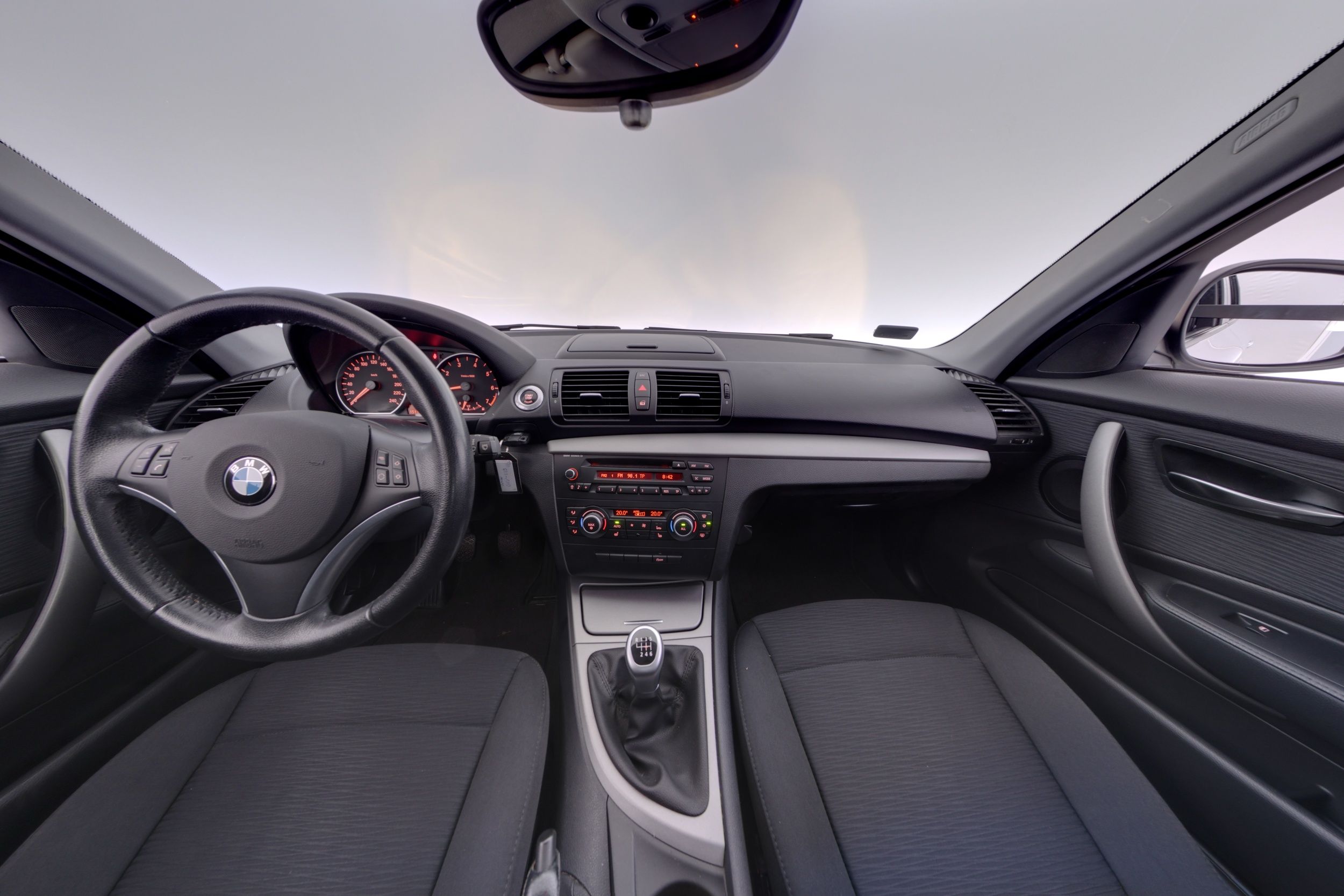 BMW 116 E87 Hatchback 5-ov Business 2010, kuva 7/17