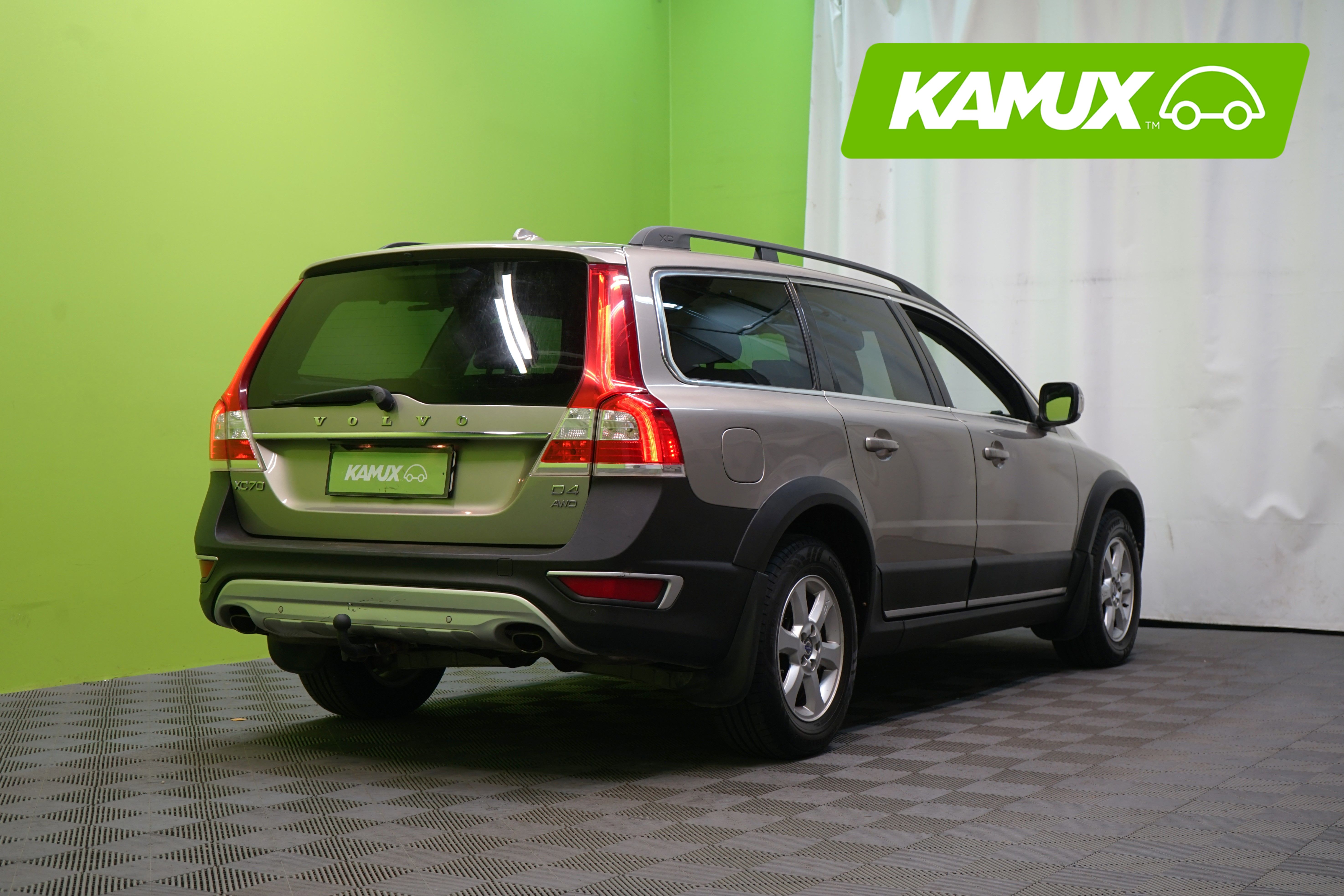 Volvo XC70 D4 AWD Momentum Edition aut 2014, kuva 3/24