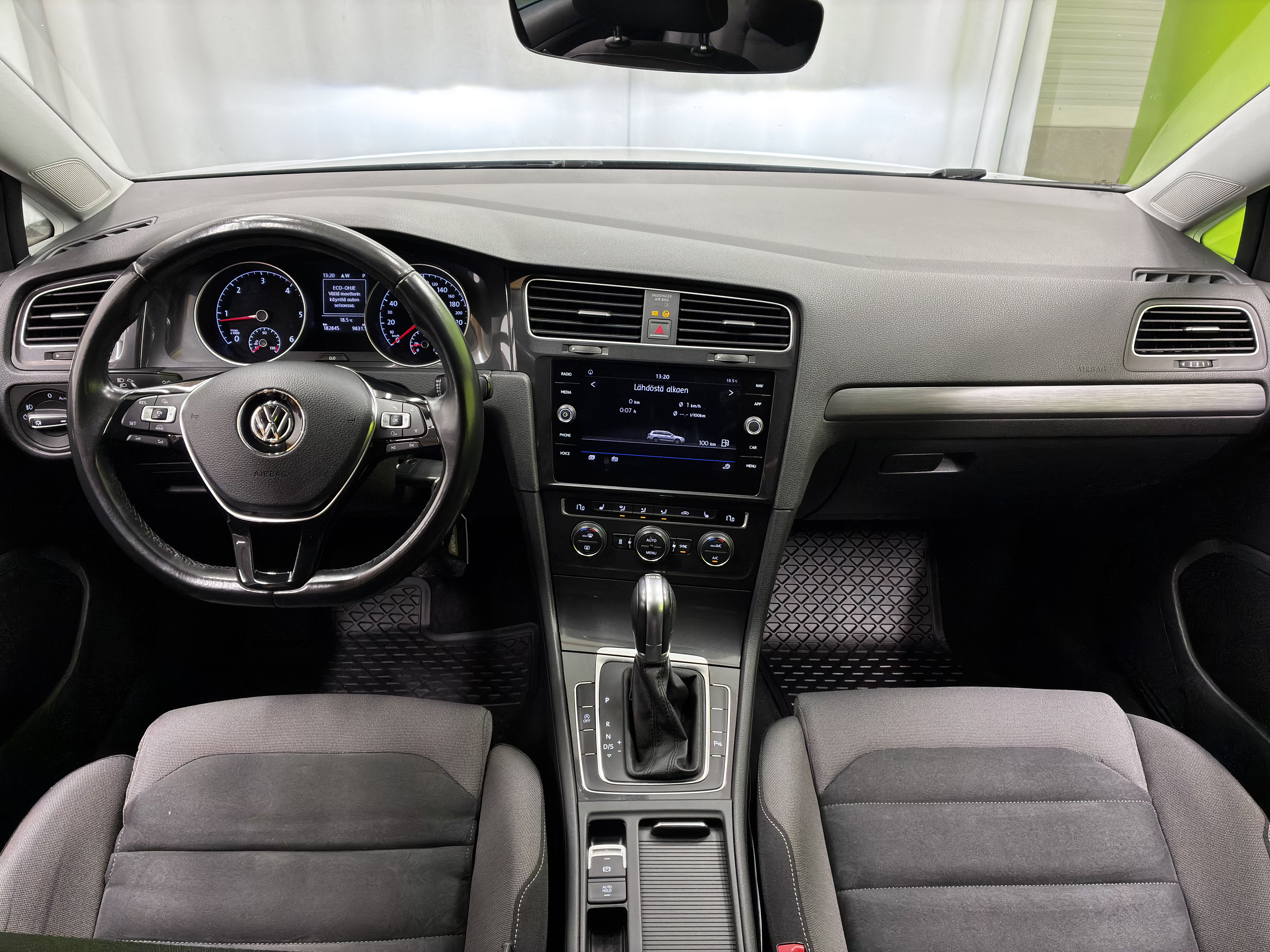 Volkswagen Golf 2018, kuva 6/20