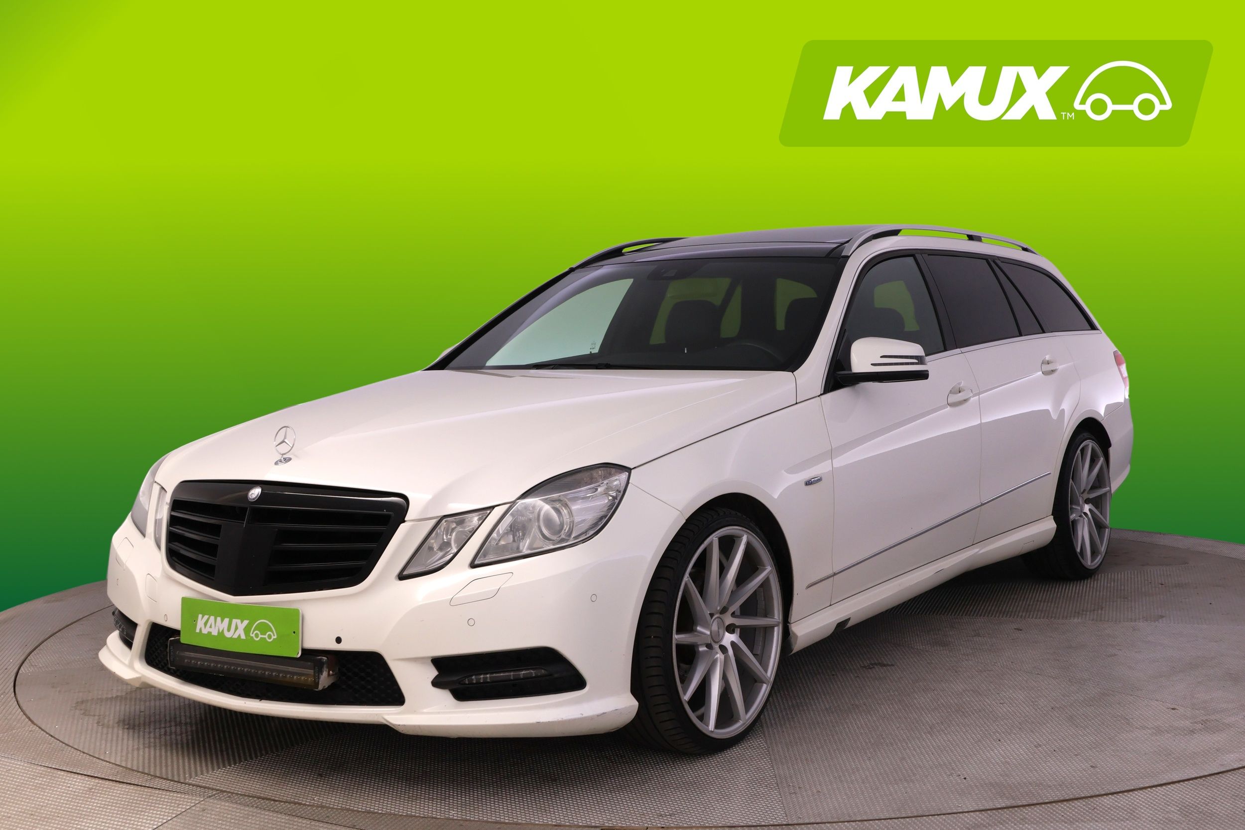 Mercedes-Benz E 2012, photo 5/26