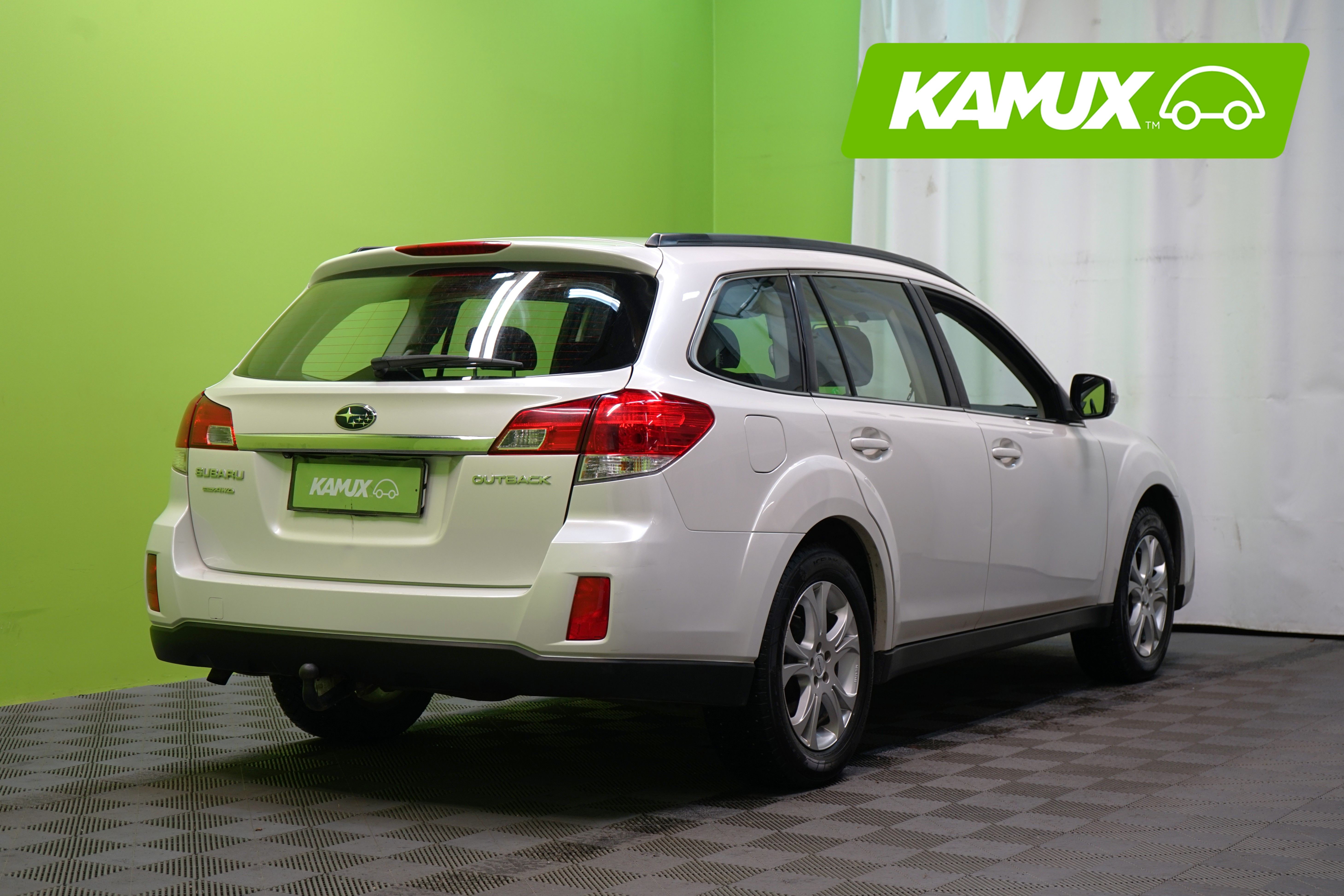 Subaru Outback 2,5i (PE) CVT 2015, kuva 3/40