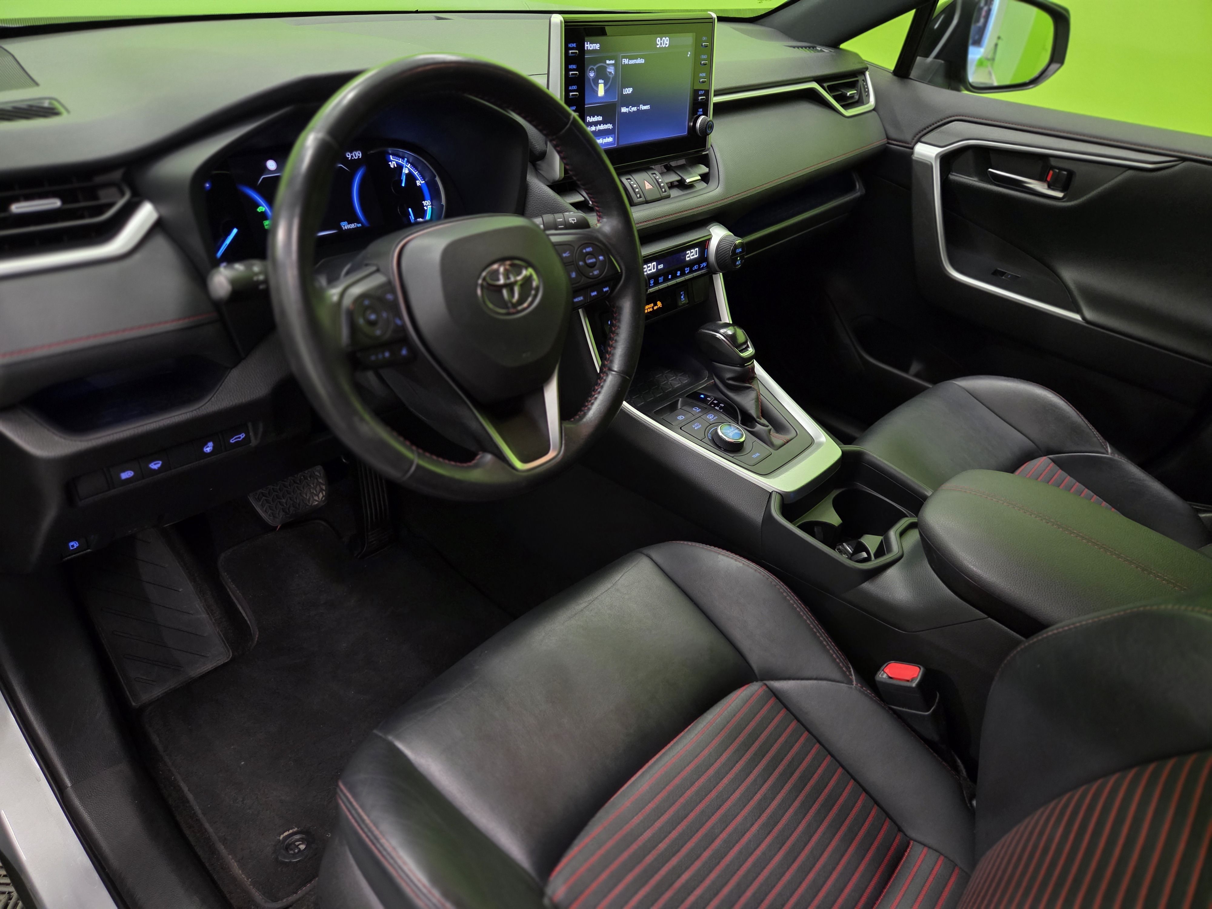 Toyota RAV4 Plug-In 2021, kuva 6/34