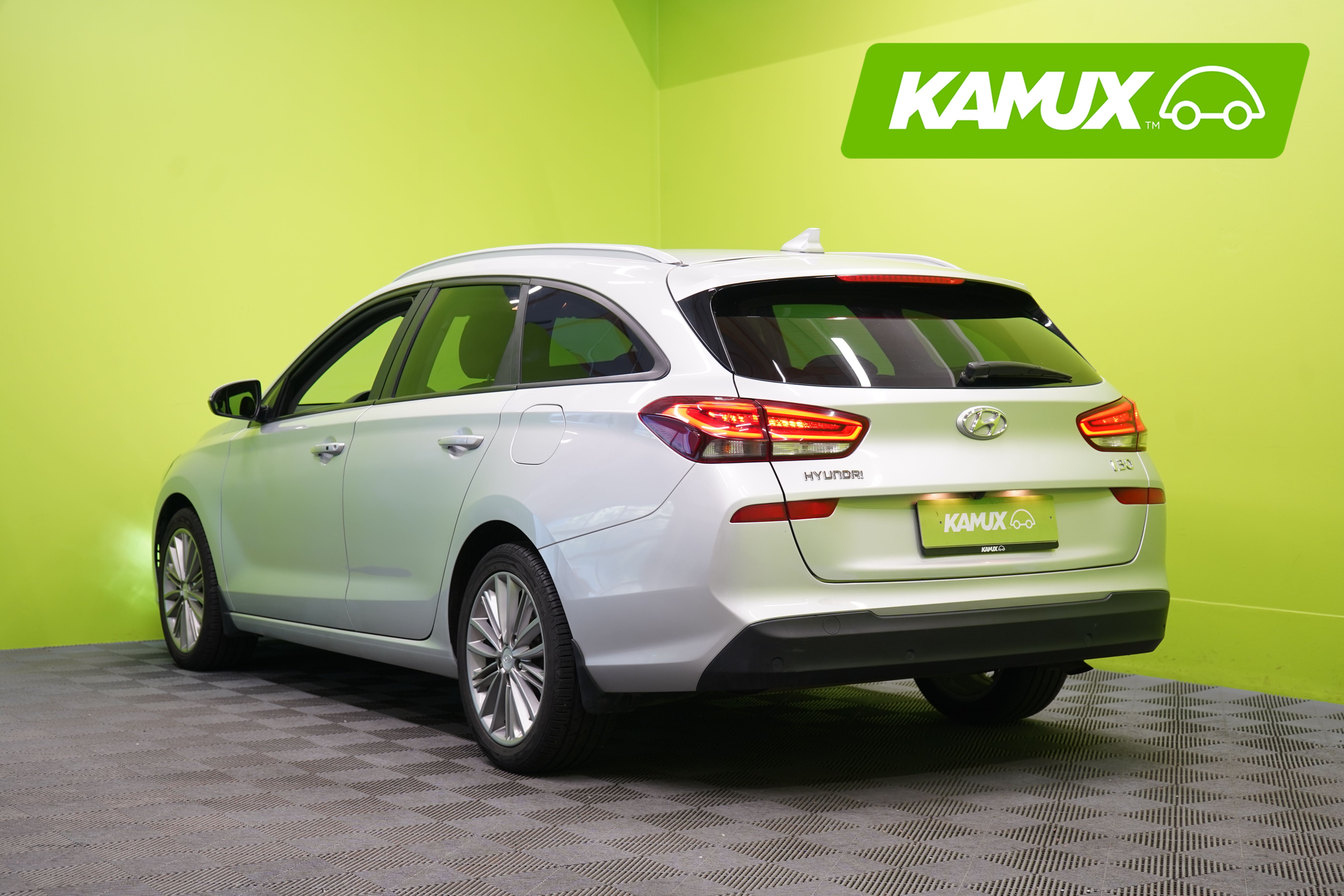 Hyundai i30 2020, kuva 4/25