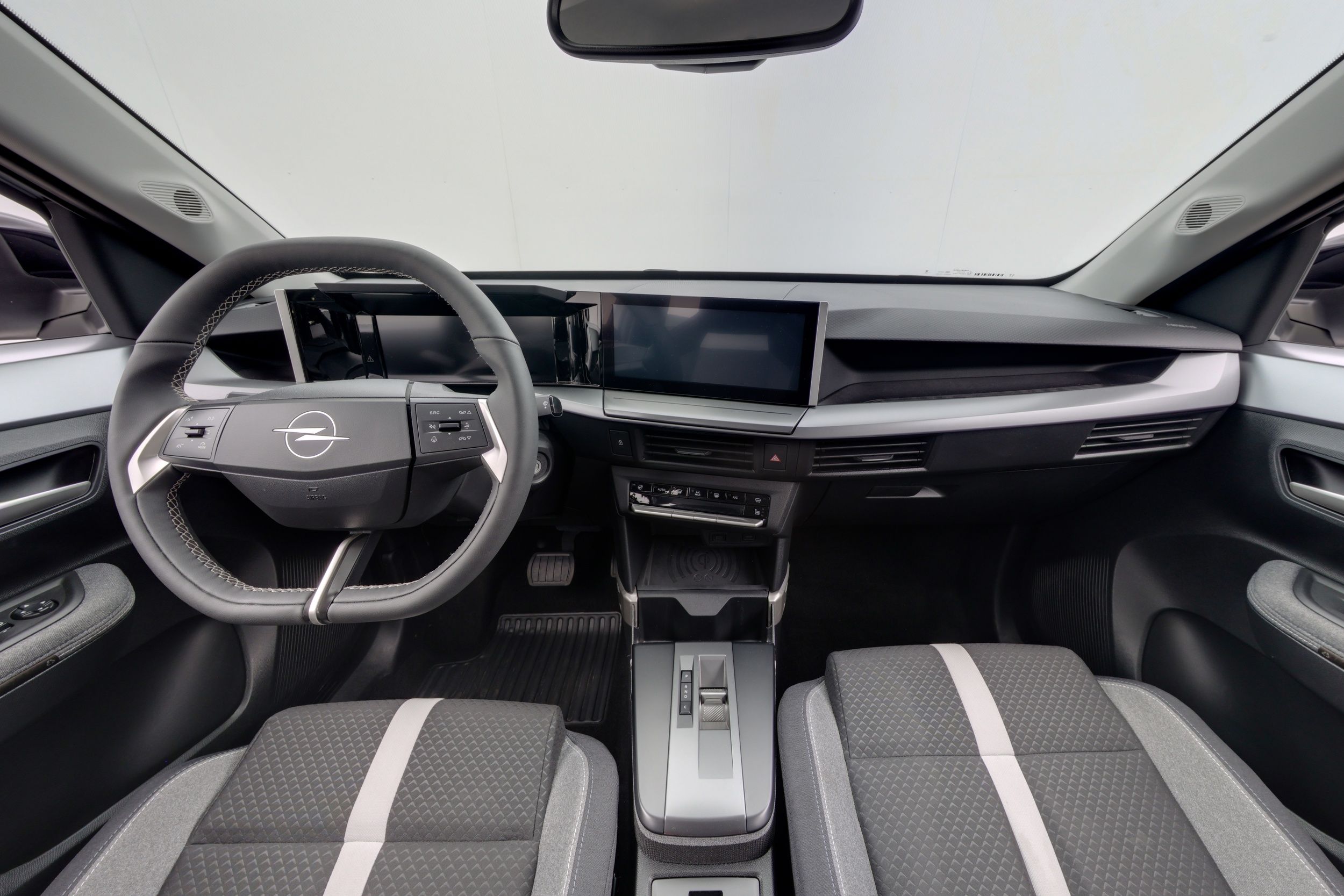 Opel Frontera GS 44 kWh 113 Automaatti 2025, kuva 7/24