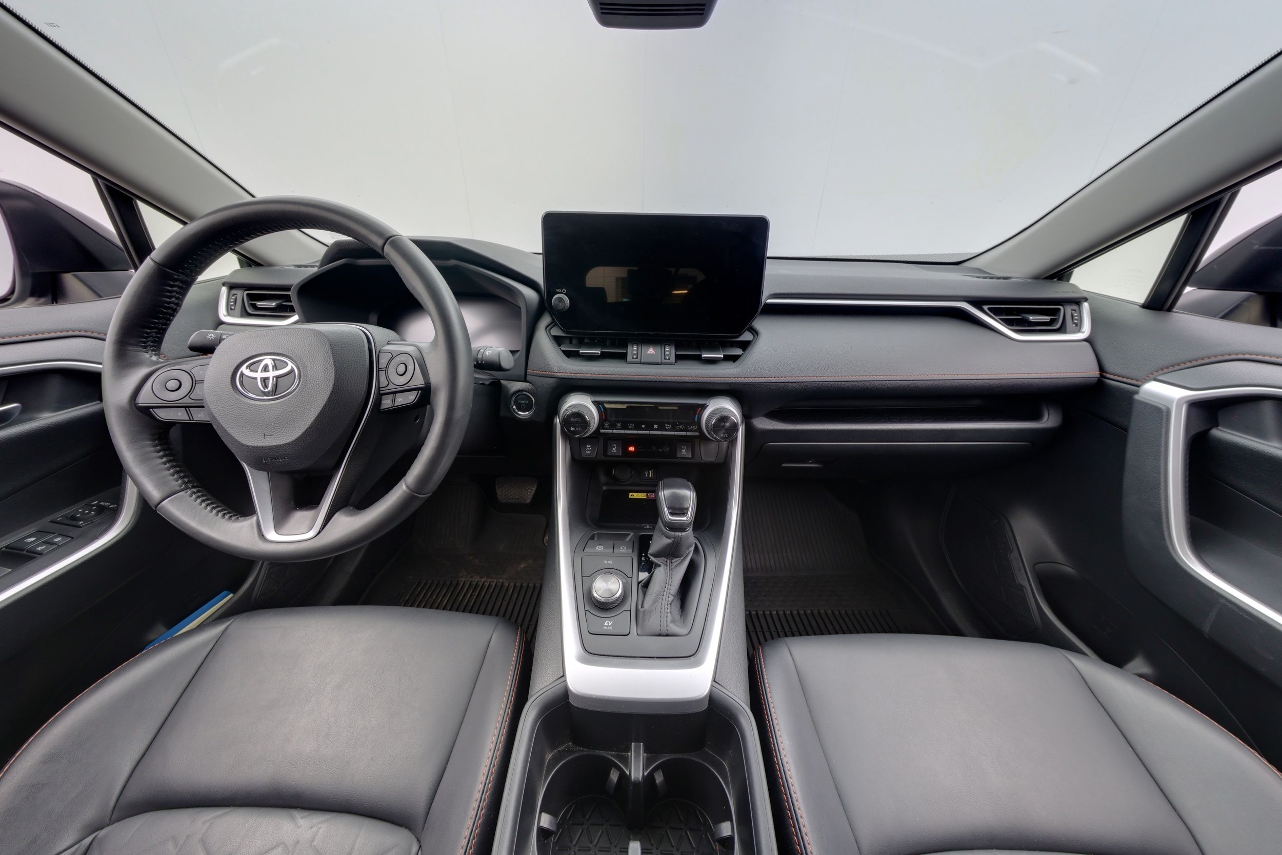 Toyota RAV4 2023, photo 7/26