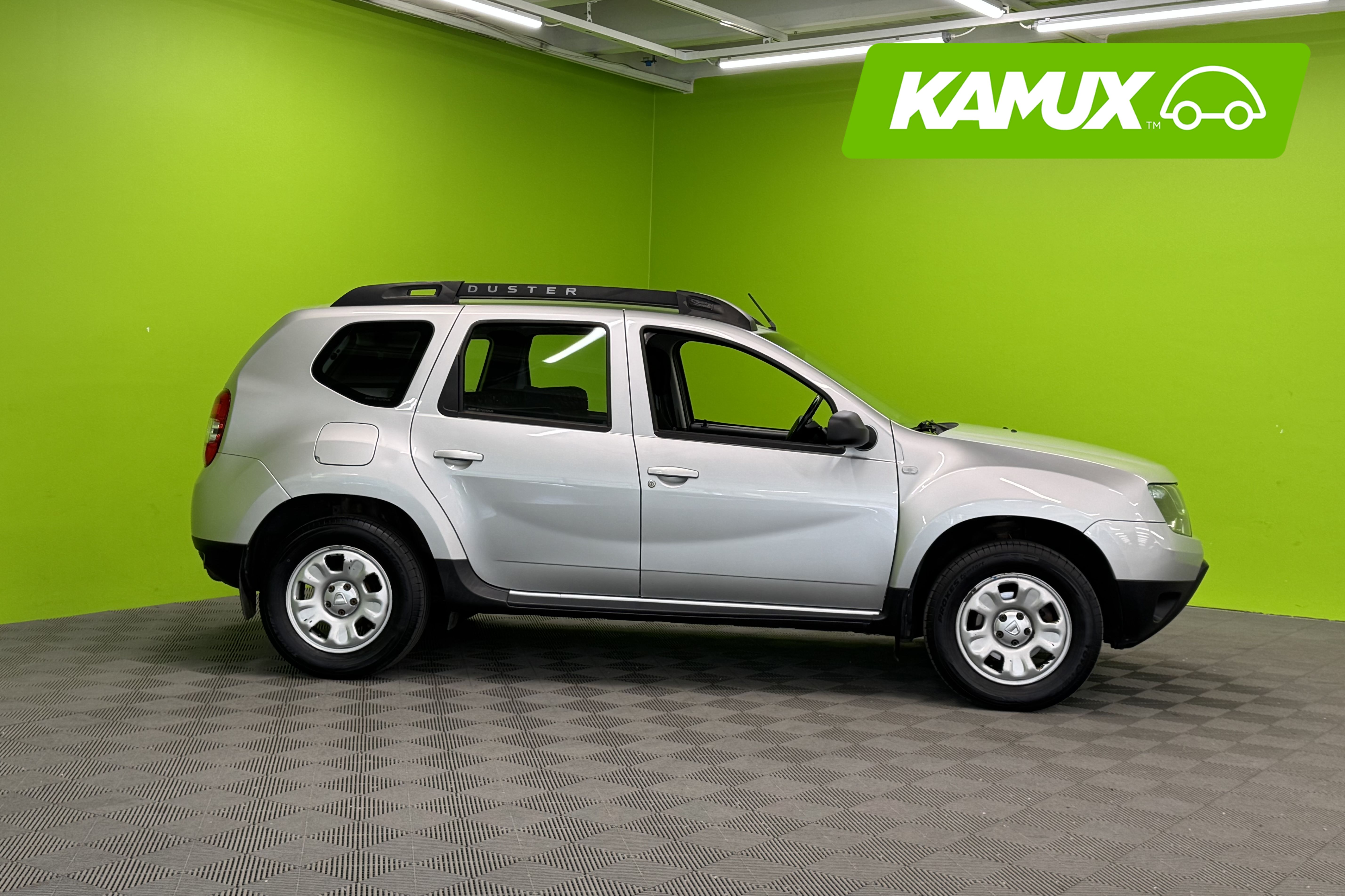 Dacia Duster dCi 110 4x4 Laureate 2015, kuva 2/16