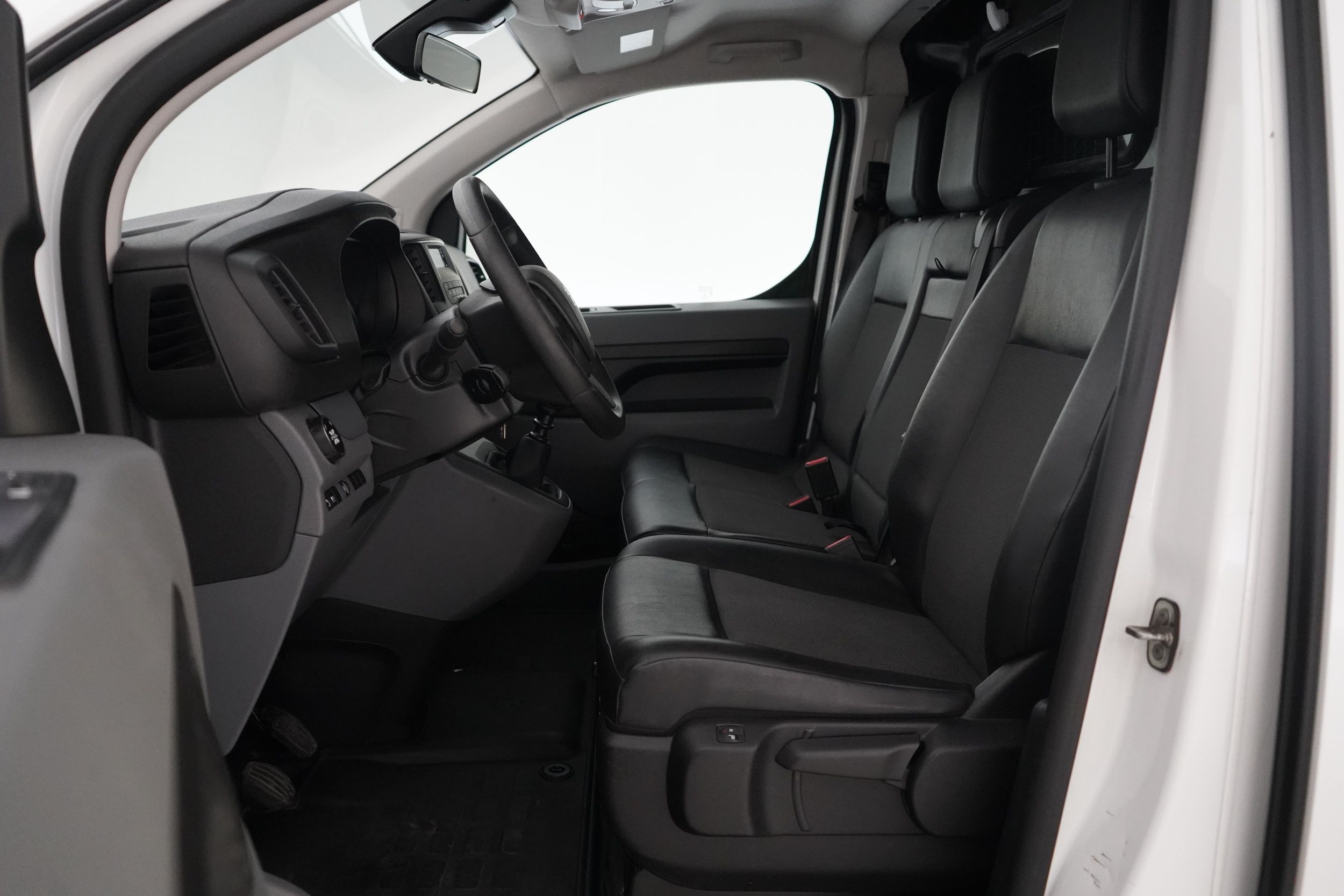 Peugeot Expert XL BlueHDi 90 4x4 2021, kuva 7/19
