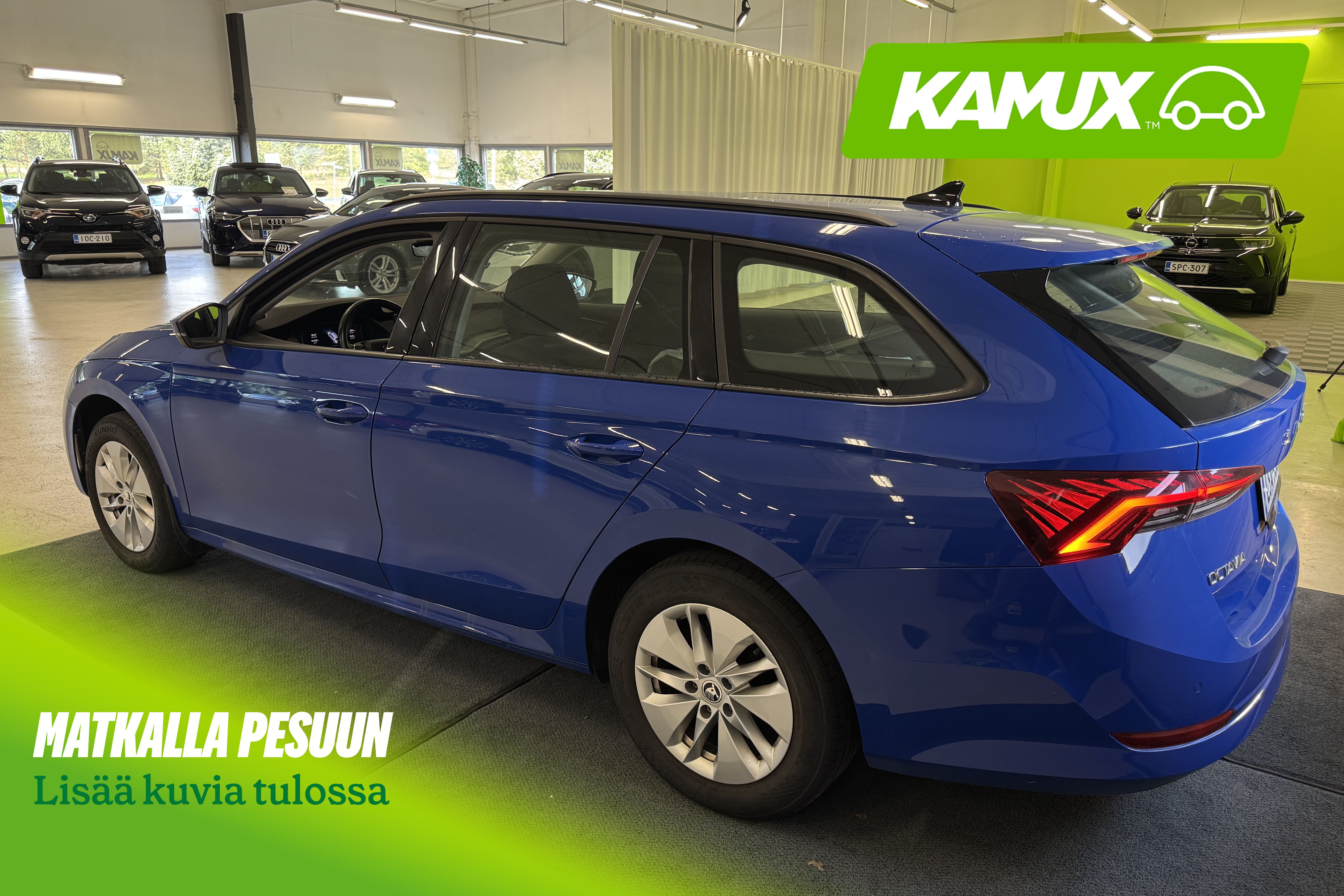 Skoda Octavia 2023, photo 2/4