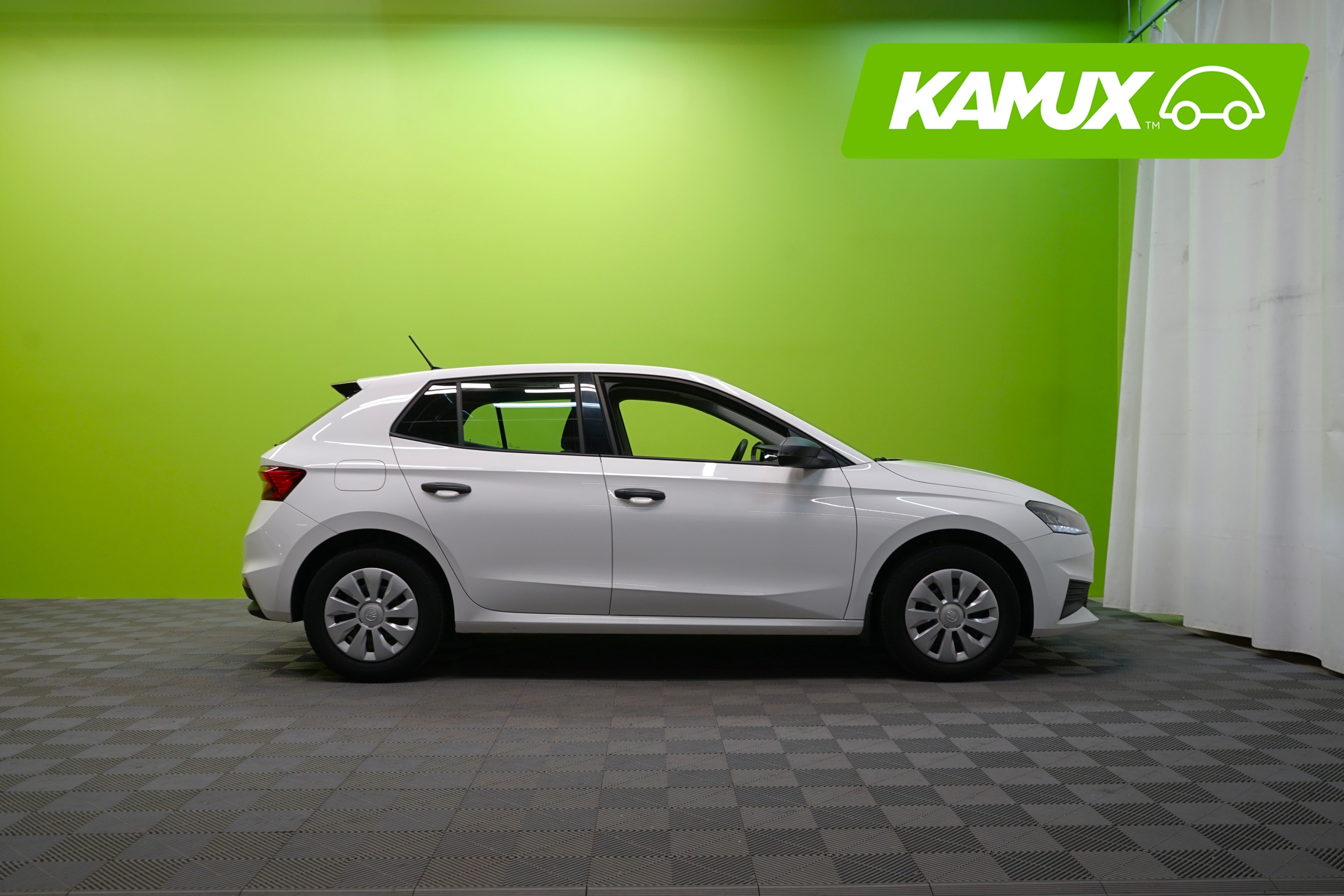 Skoda Fabia 1.0 TSI 95 Essence 2024, kuva 2/25