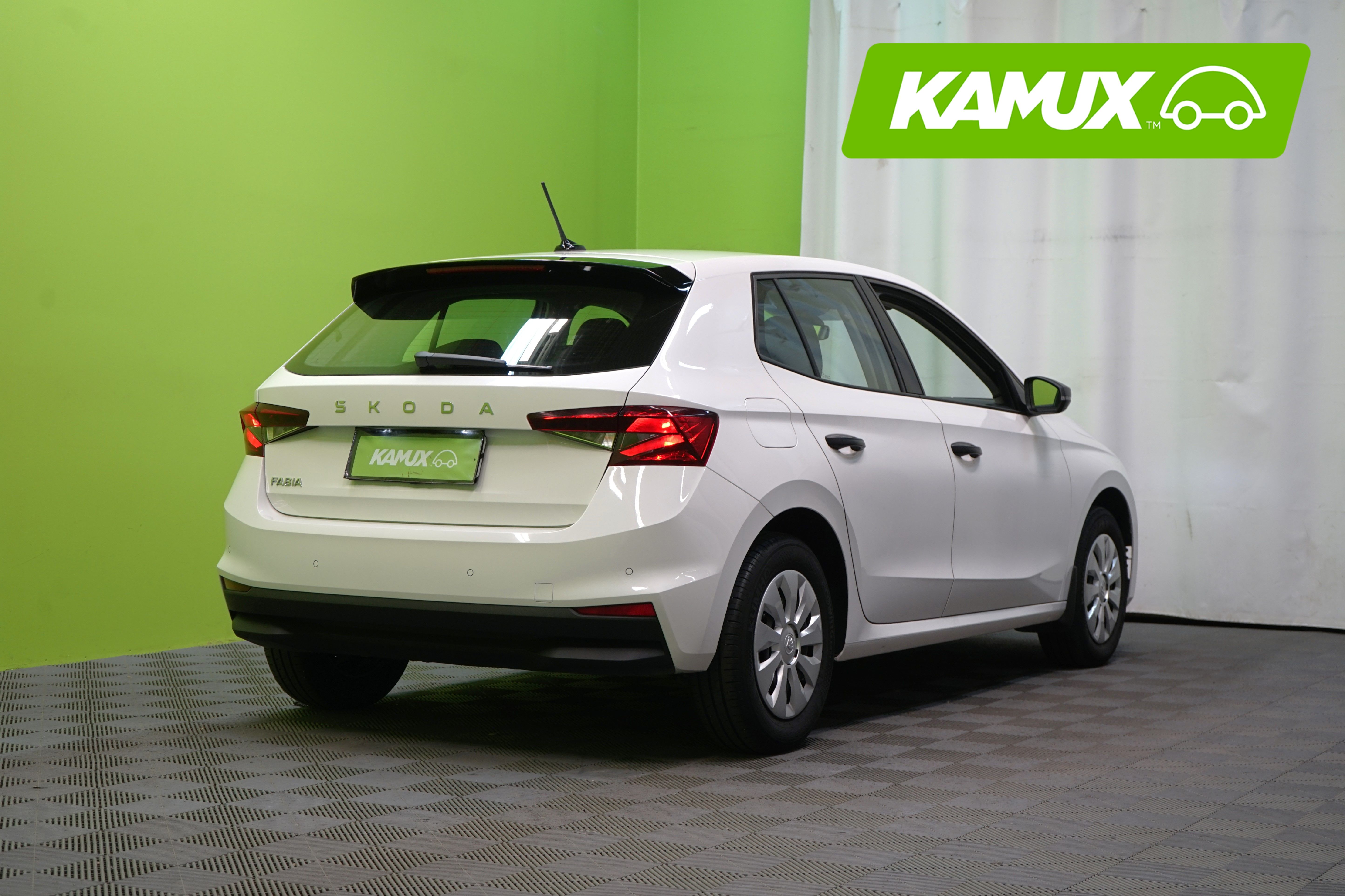 Skoda Fabia 1.0 TSI 95 Essence 2024, kuva 3/25