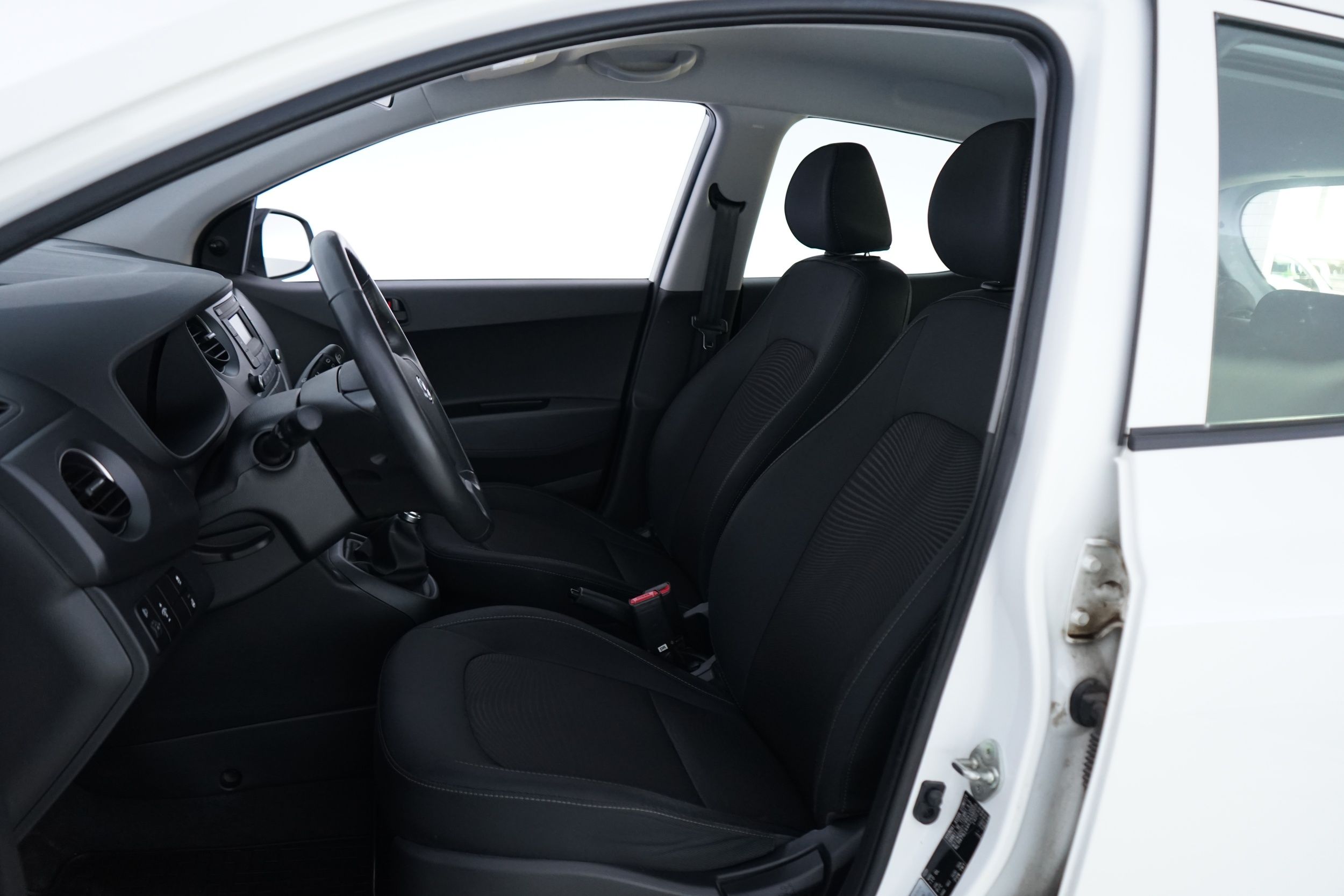 Hyundai i10 1,0 Fresh 2019, photo 7/15