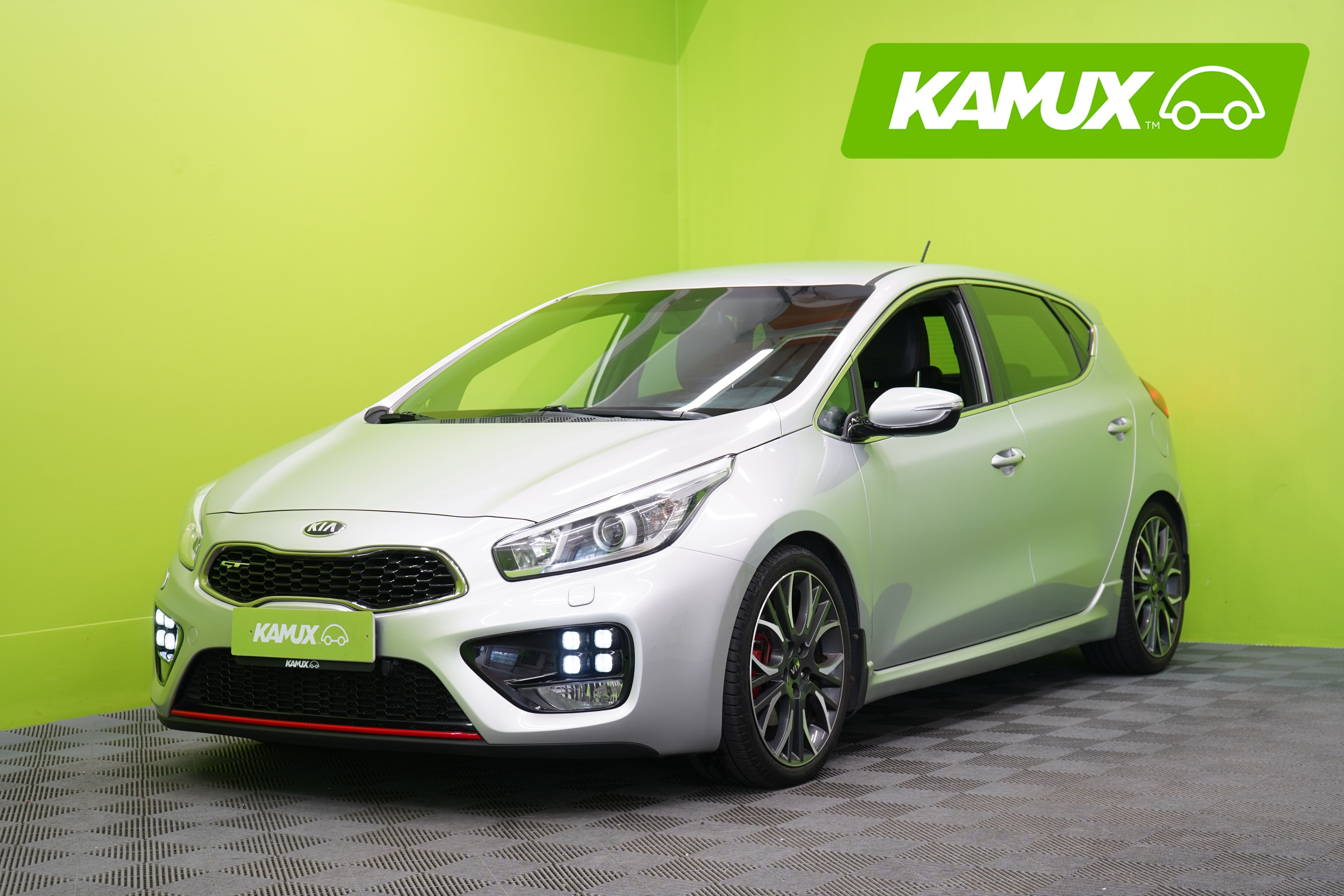Kia Ceed 1,6 T-GDI GT 5D 2013, kuva 5/26