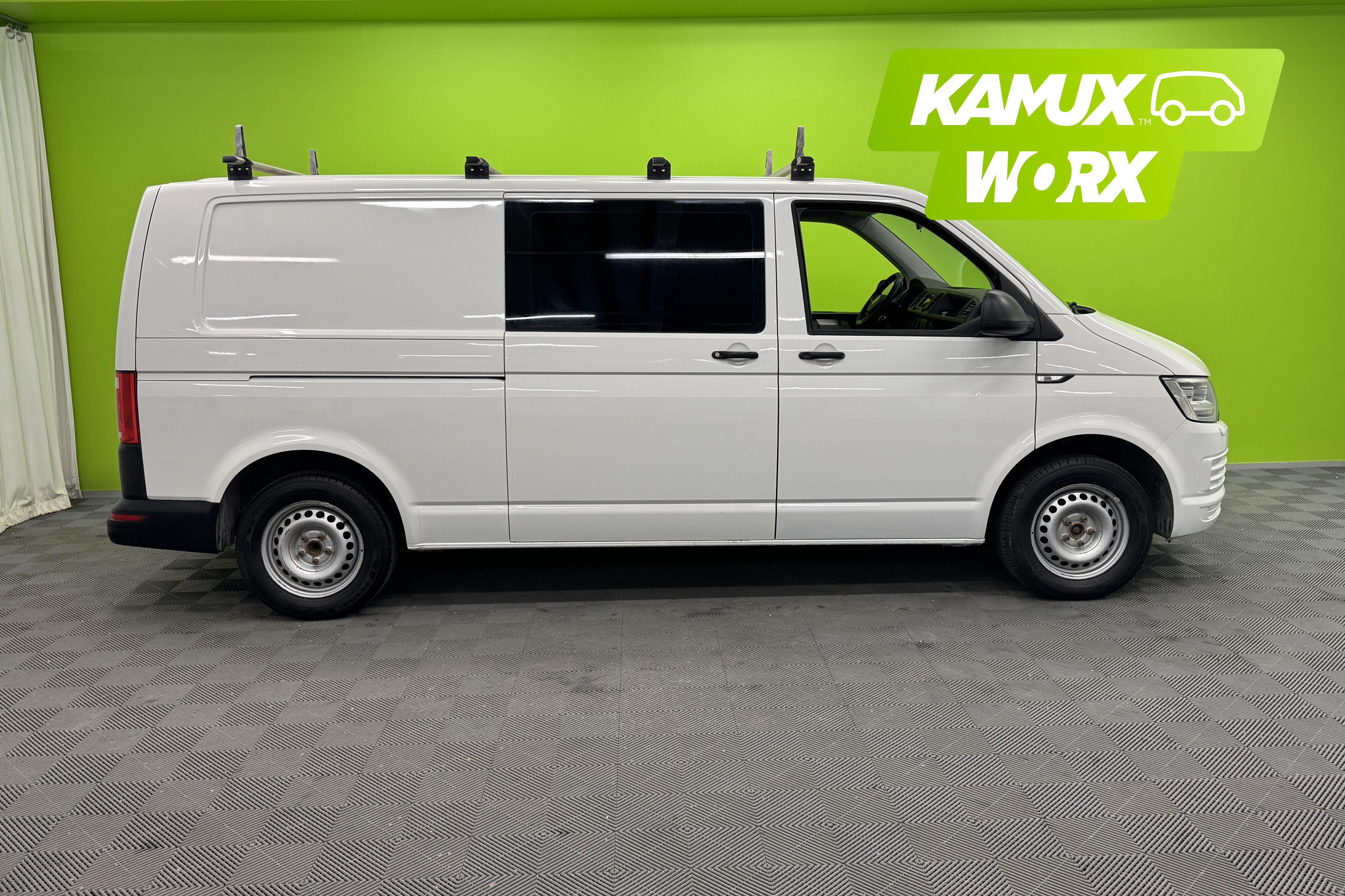 Volkswagen Transporter 2016, kuva 2/14