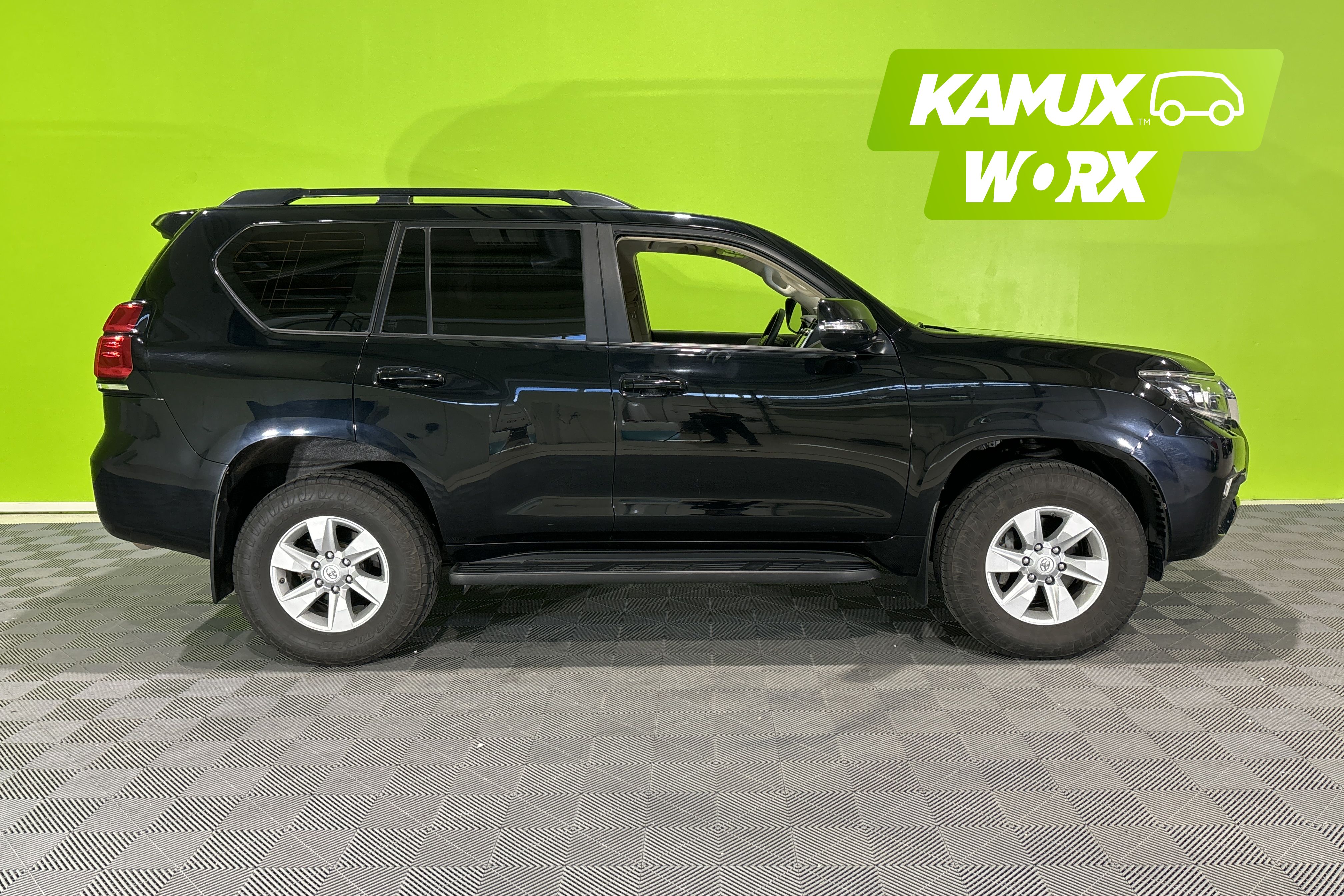 Toyota Land Cruiser 2.8 D4-D Executive 2018, kuva 2/14