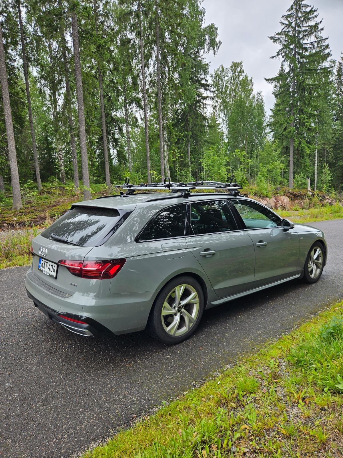 Audi A4 2021, kuva 4/10