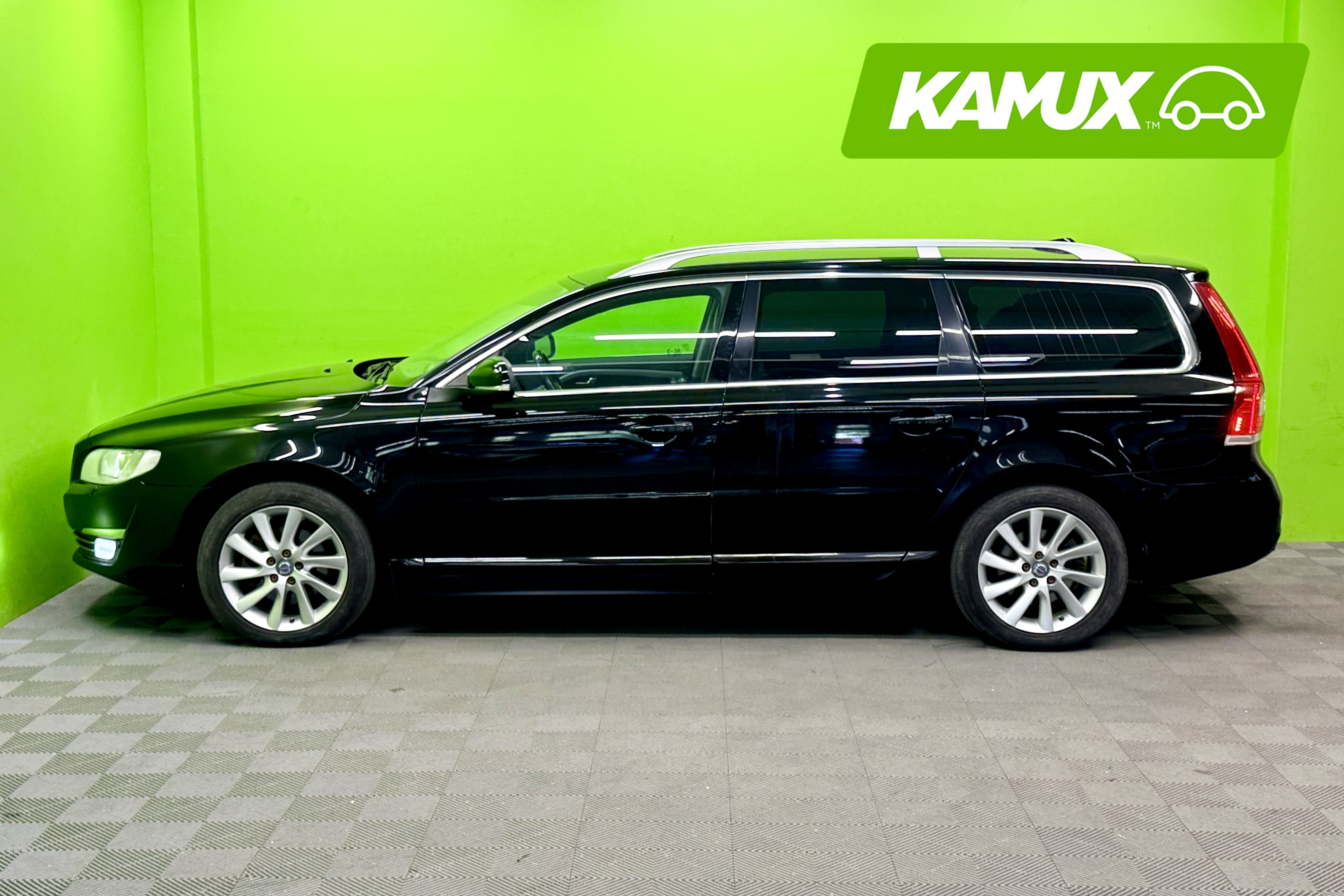 Volvo V70 D2 Classic 2015, photo 4/18