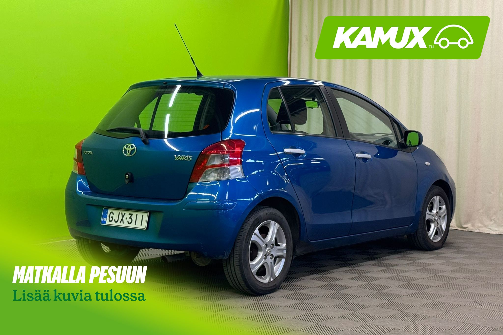 Toyota Yaris 2011, photo 3/5