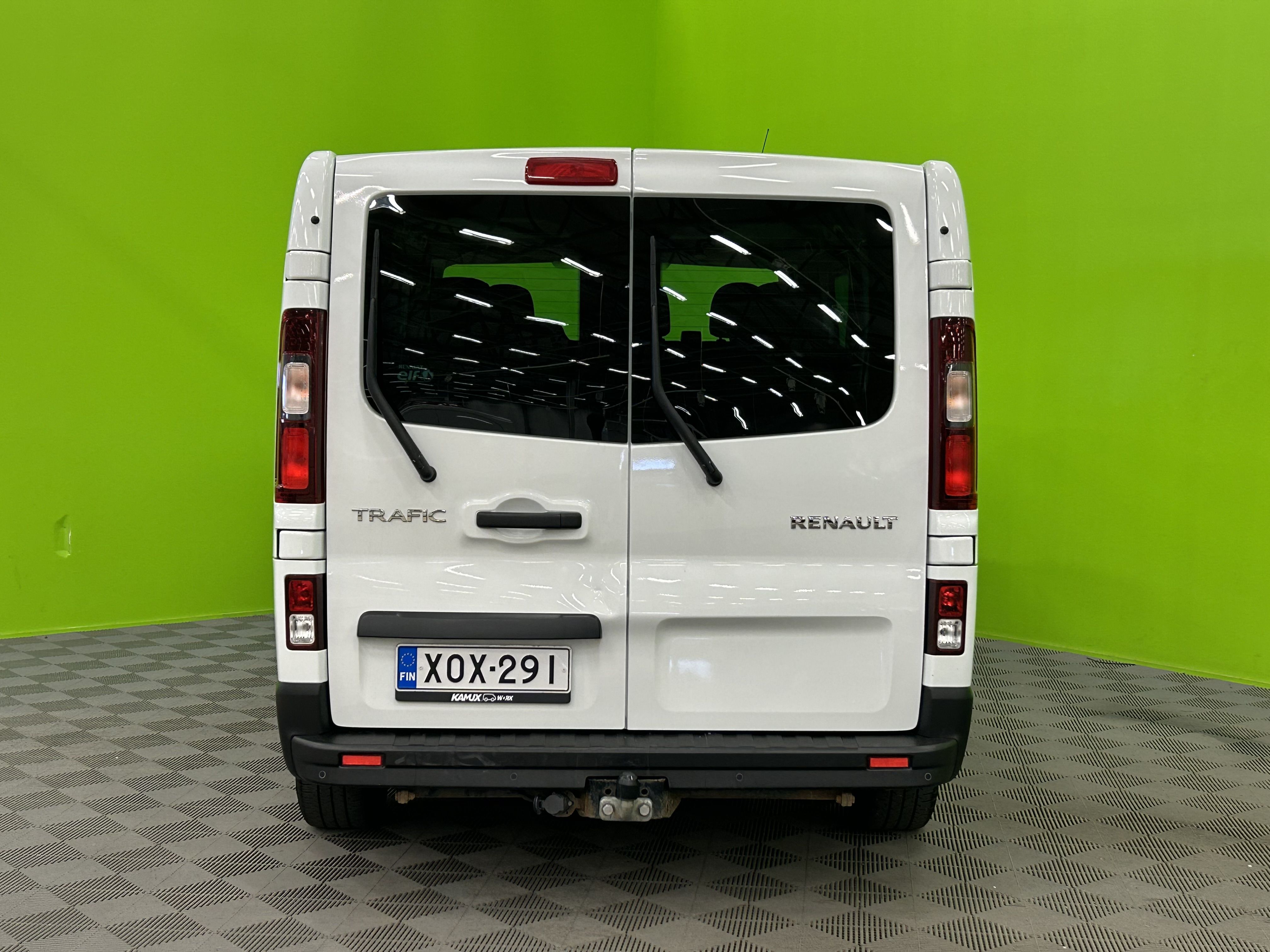 Renault Trafic Passenger 2018, photo 3/19