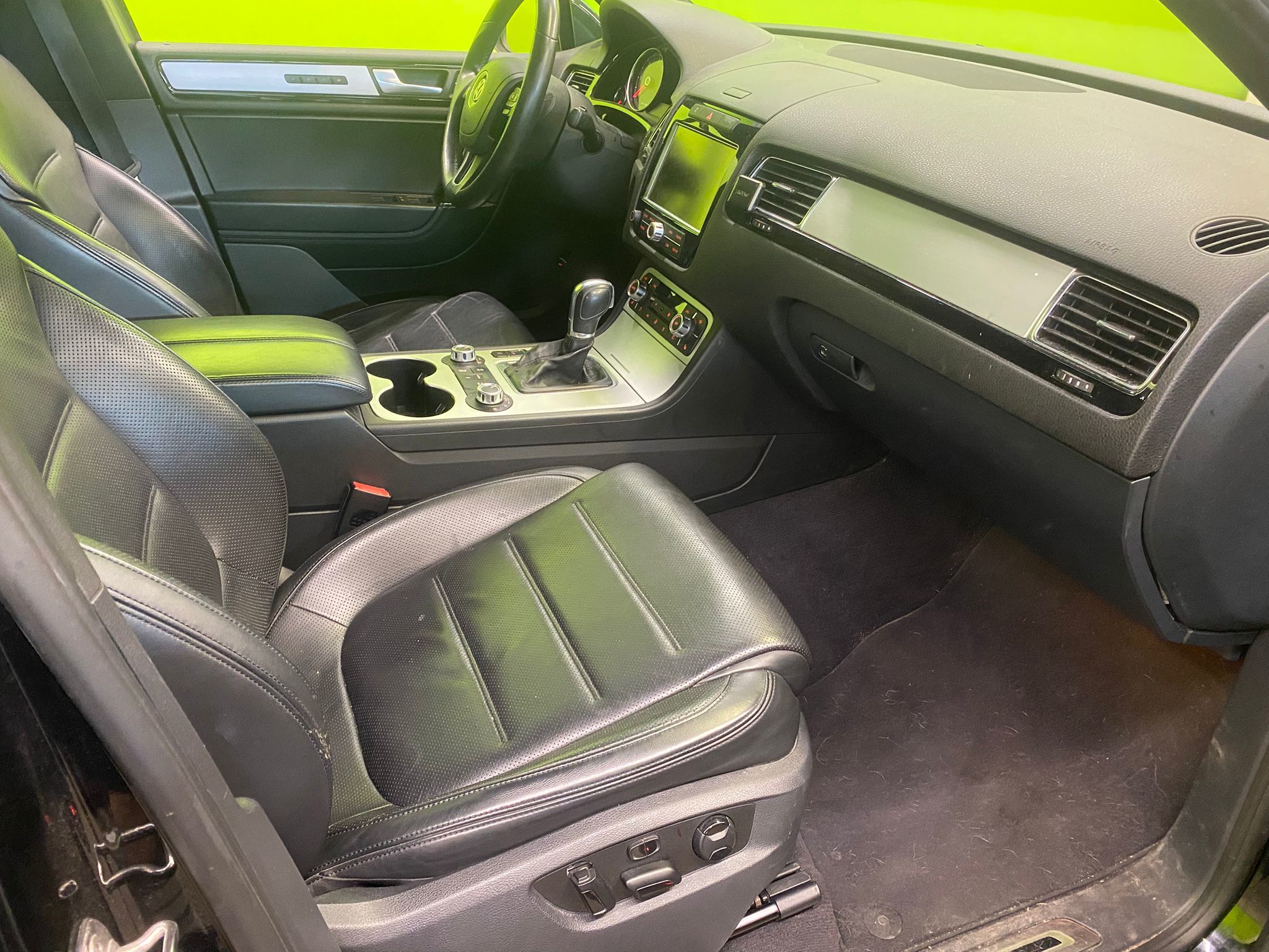 Volkswagen Touareg 2014, photo 6/13